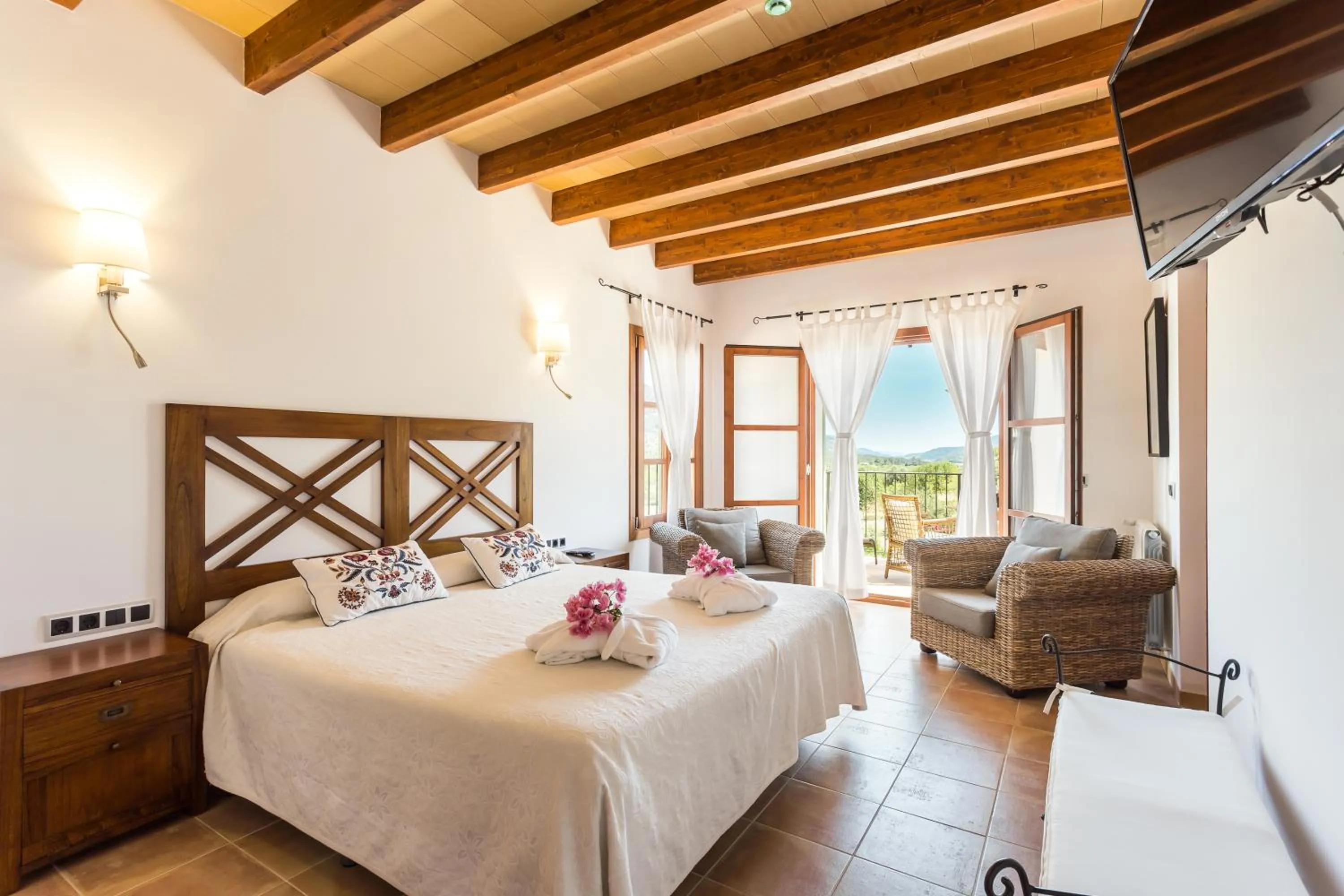 Photo of the whole room, Bed in Finca Son Ametler