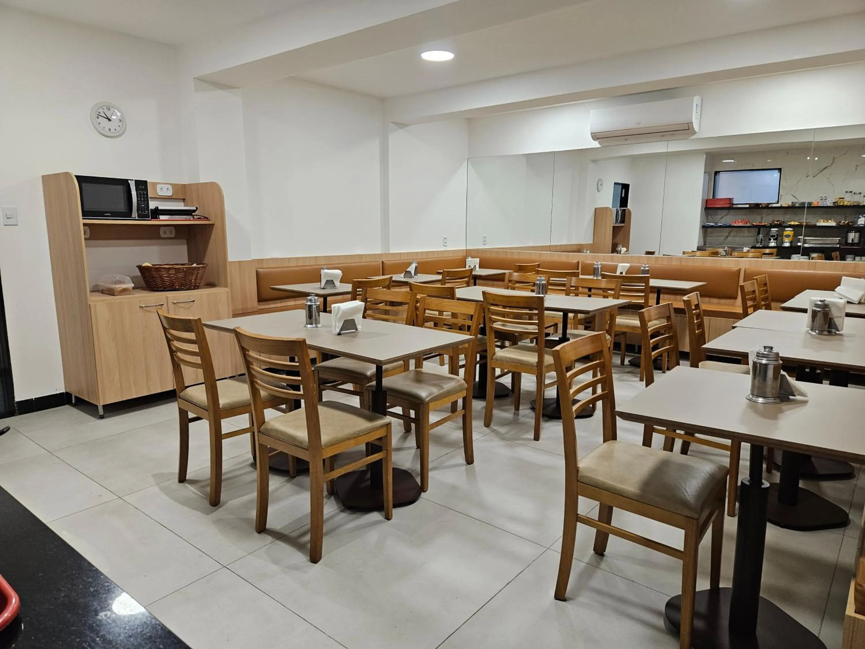 Breakfast in Hotel Único