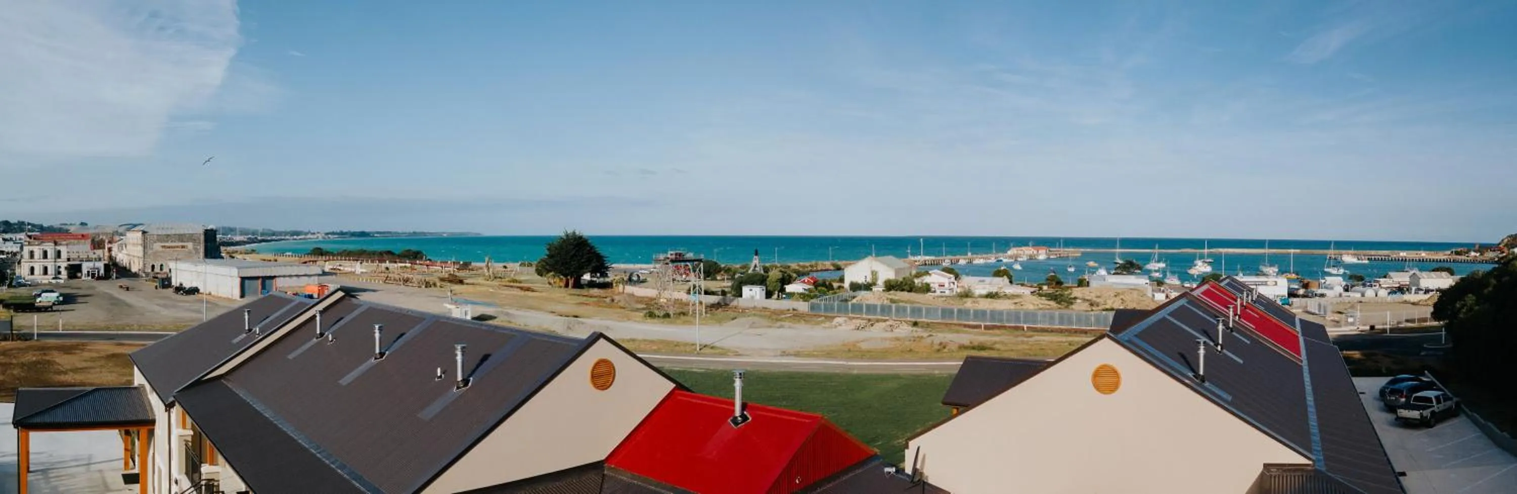 Property building in Mariner Suites