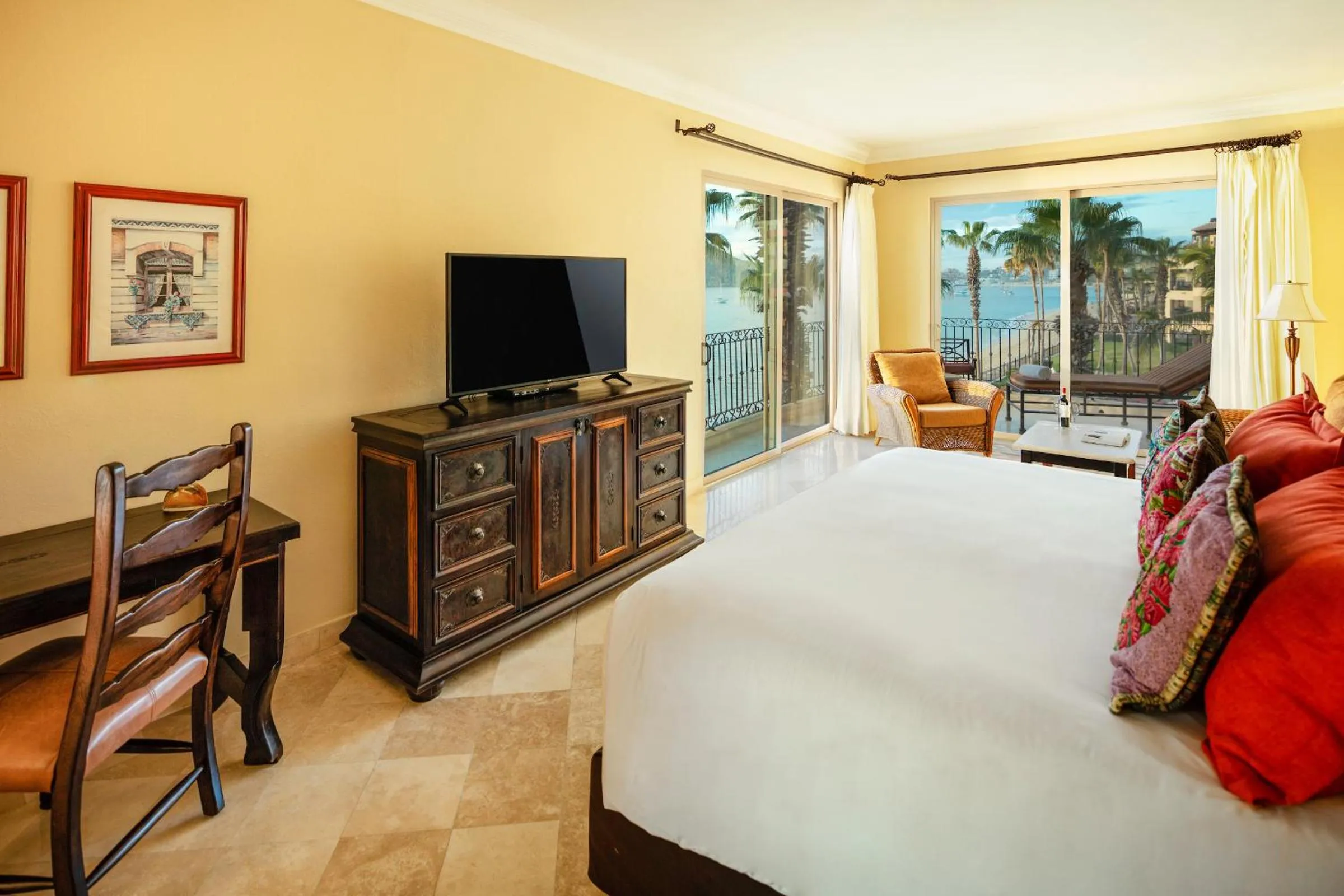 Bed in Villa La Estancia - Medano Beach Villas