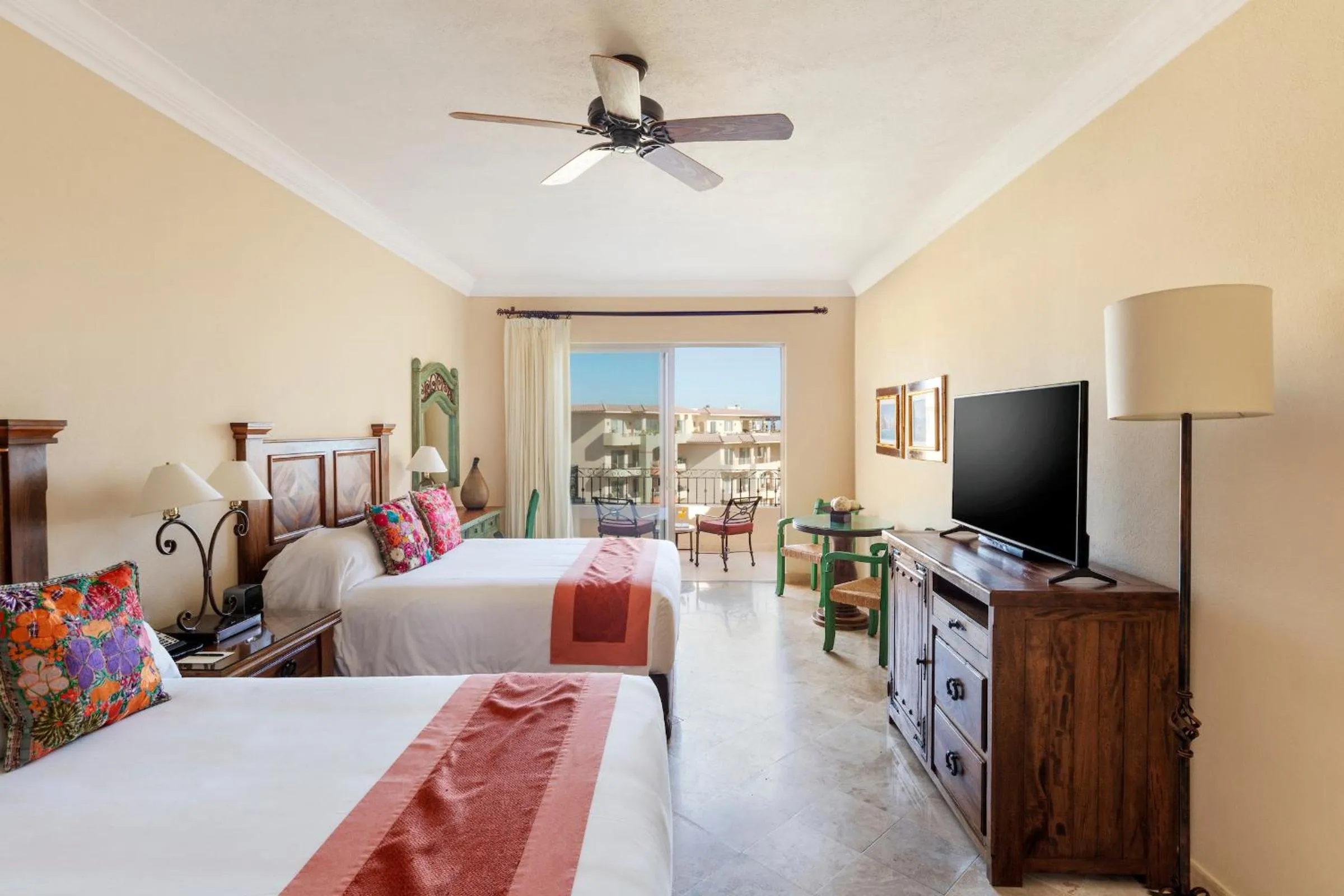 Bed in Villa La Estancia - Medano Beach Villas