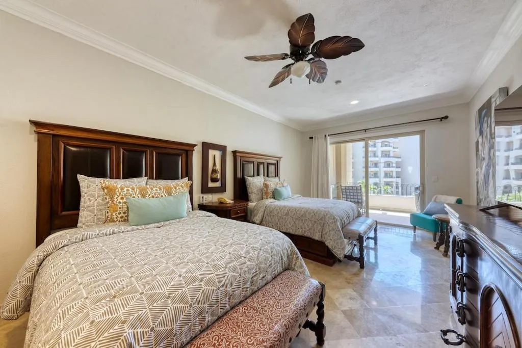 Bed in Villa La Estancia - Medano Beach Villas