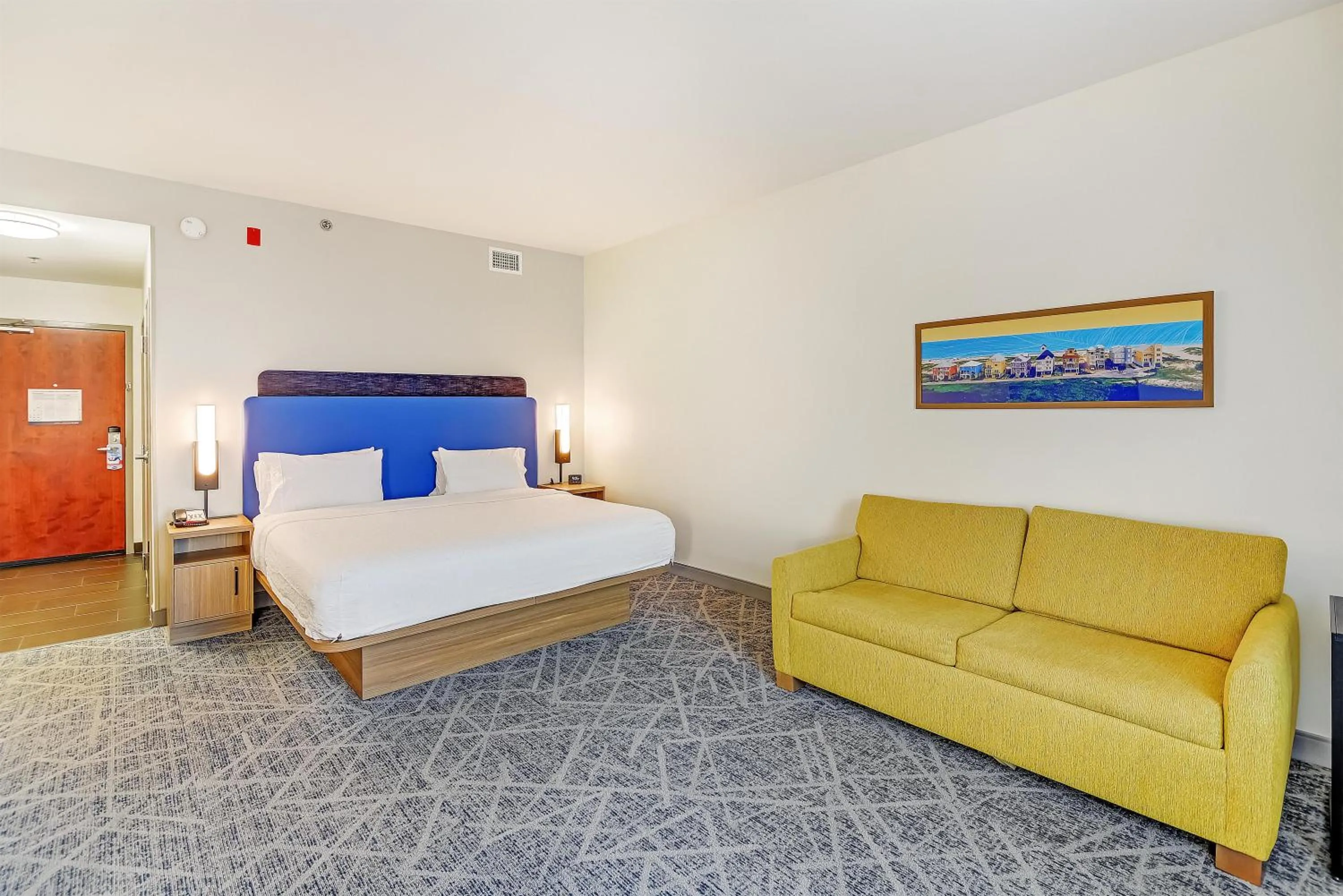 Living room, Bed in Hampton Inn Foley