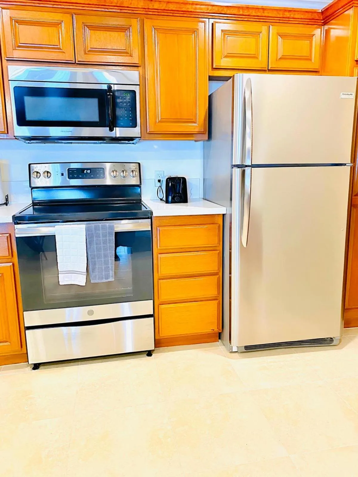 Hamilton Cove-Boho Chic Villa w/Golf Cart...No pets.