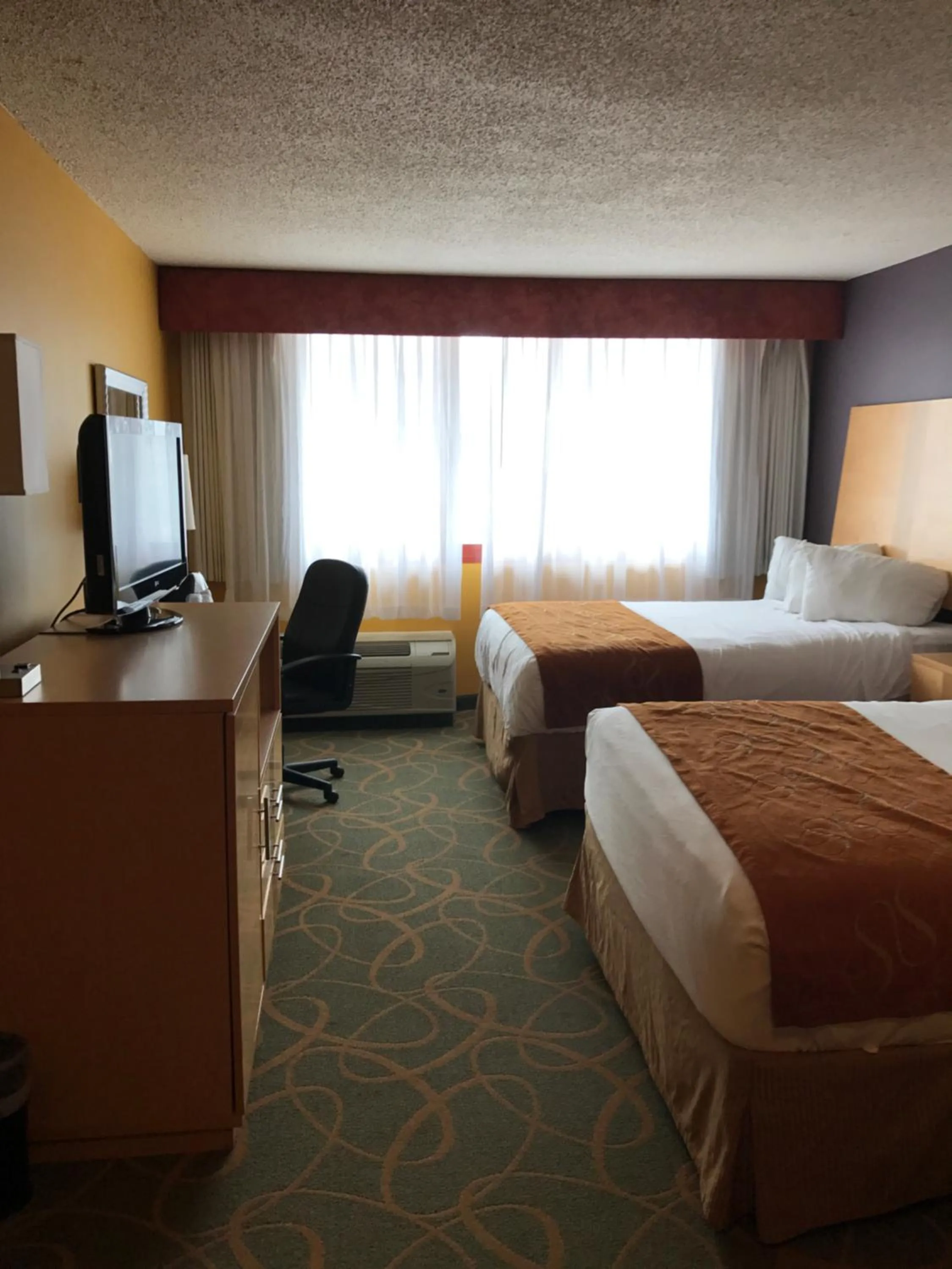 Bed in Trip Hotel Ithaca