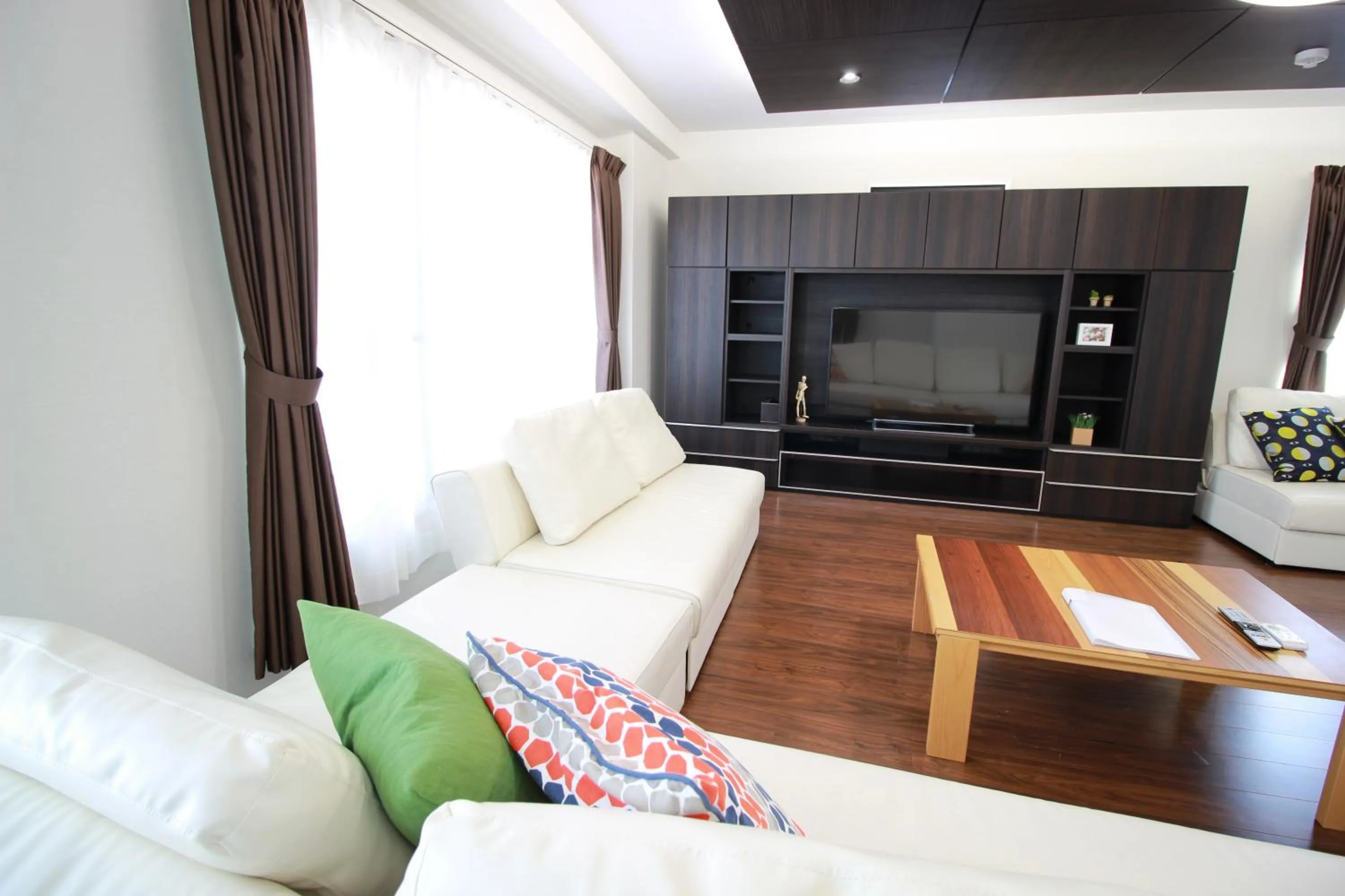 TV and multimedia in Atrium Deluxe Apartments Osaka - Self Check-In Only