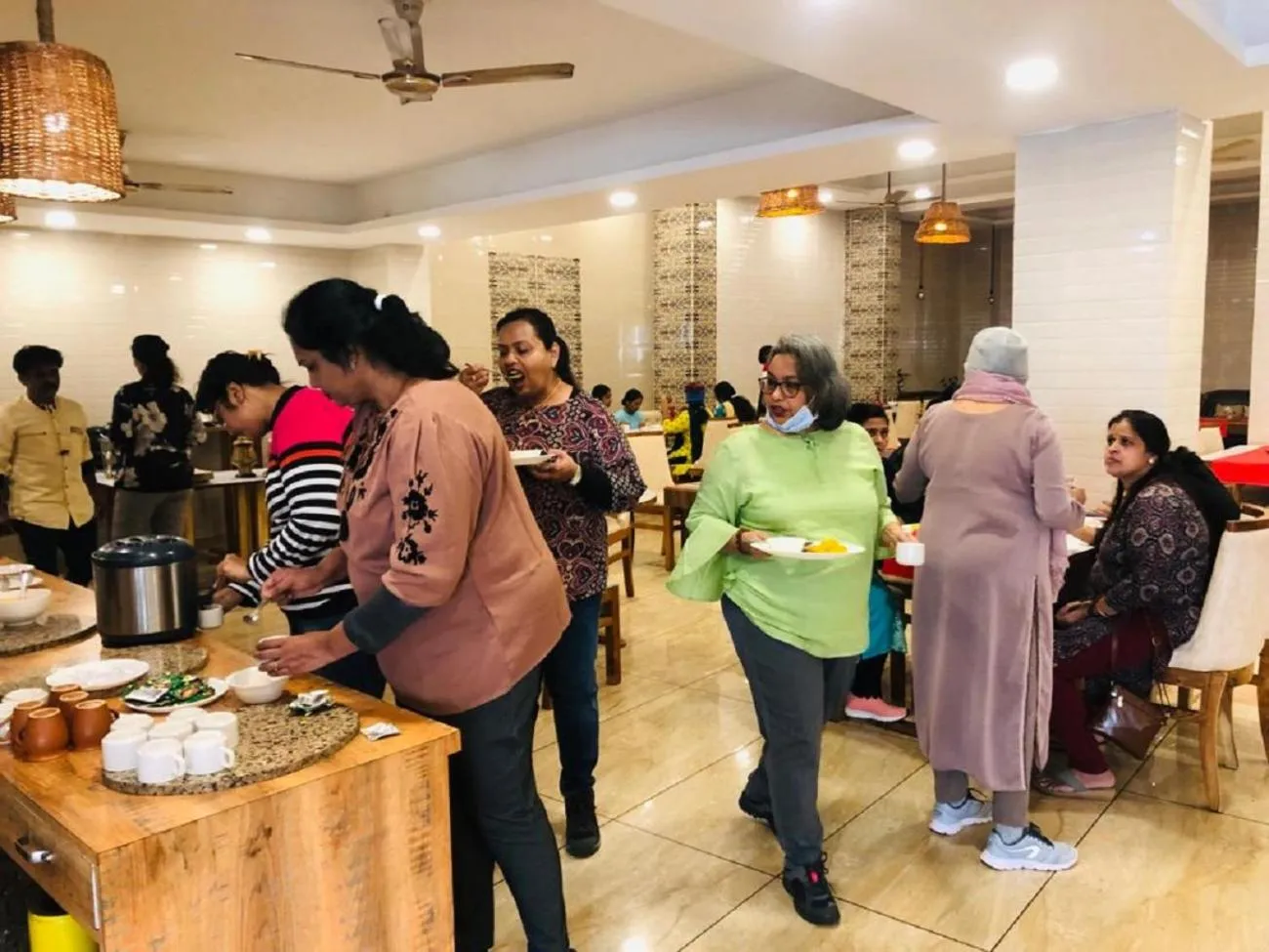 Restaurant/places to eat in Hotel Bali Resort extension