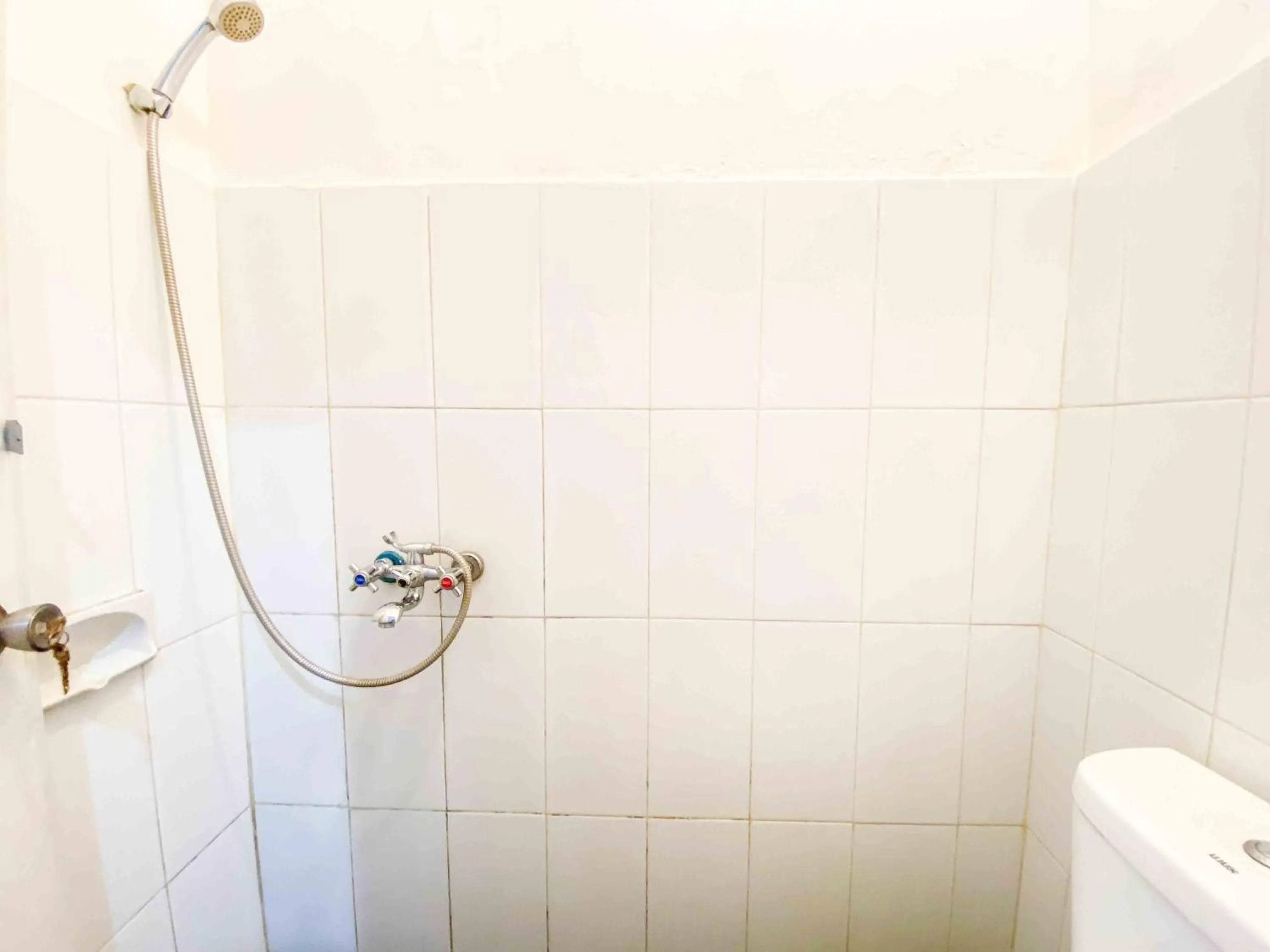 RedDoorz near Eco Green Park Batu