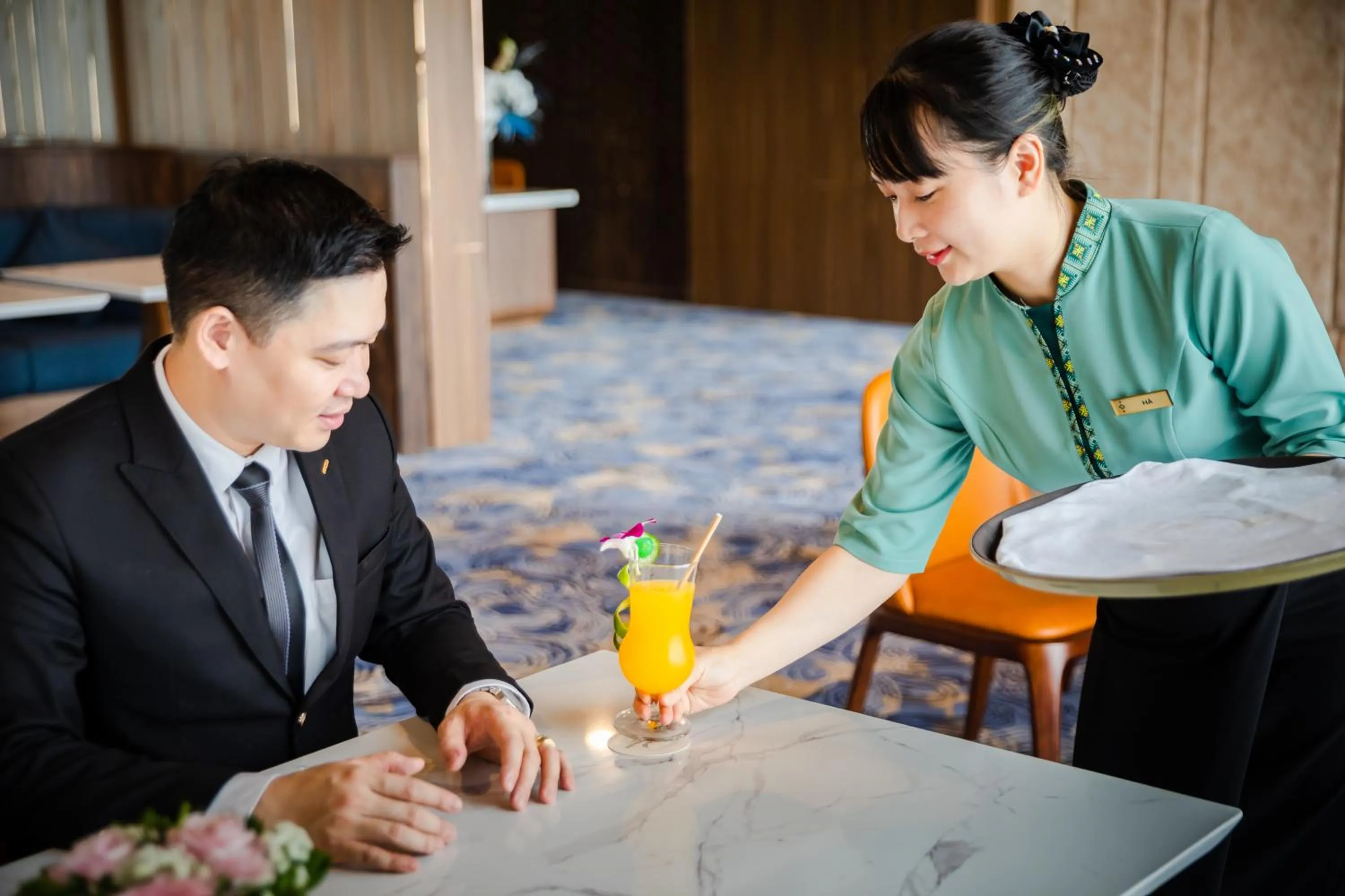 room service in Muong Thanh Luxury Ha Long Centre Hotel