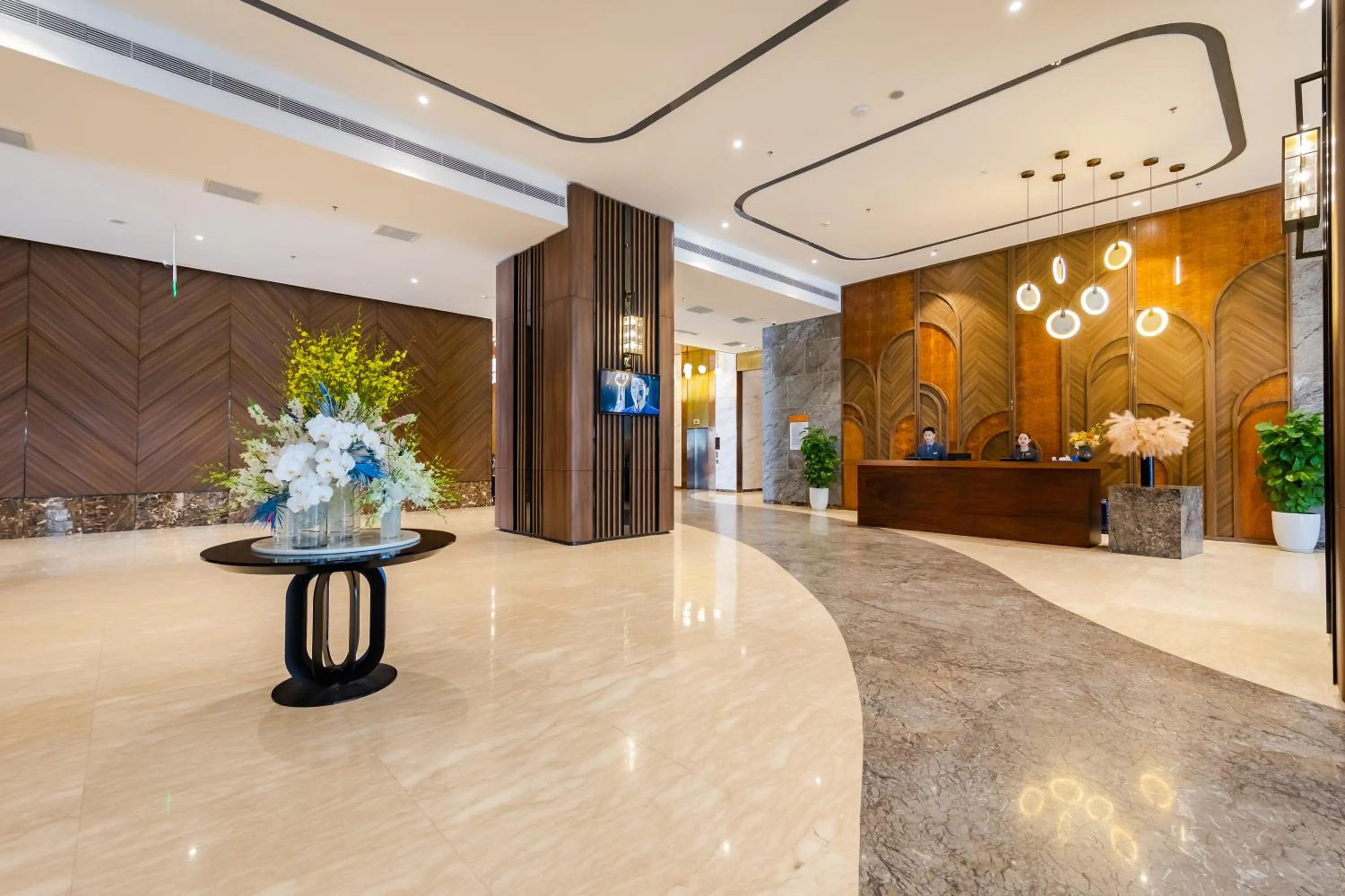 Lobby or reception in Muong Thanh Luxury Ha Long Centre Hotel