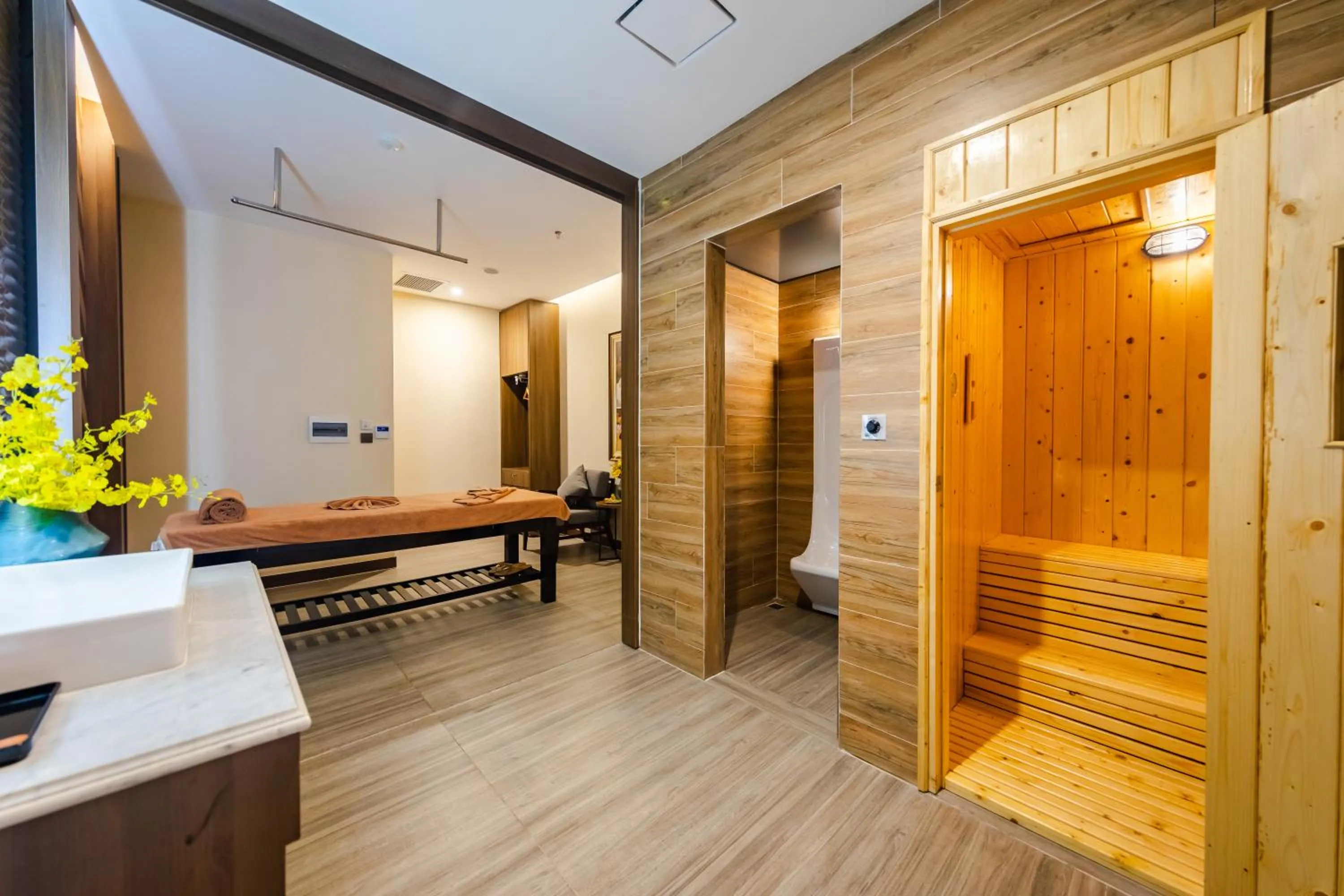 Spa and wellness centre/facilities in Muong Thanh Luxury Ha Long Centre Hotel