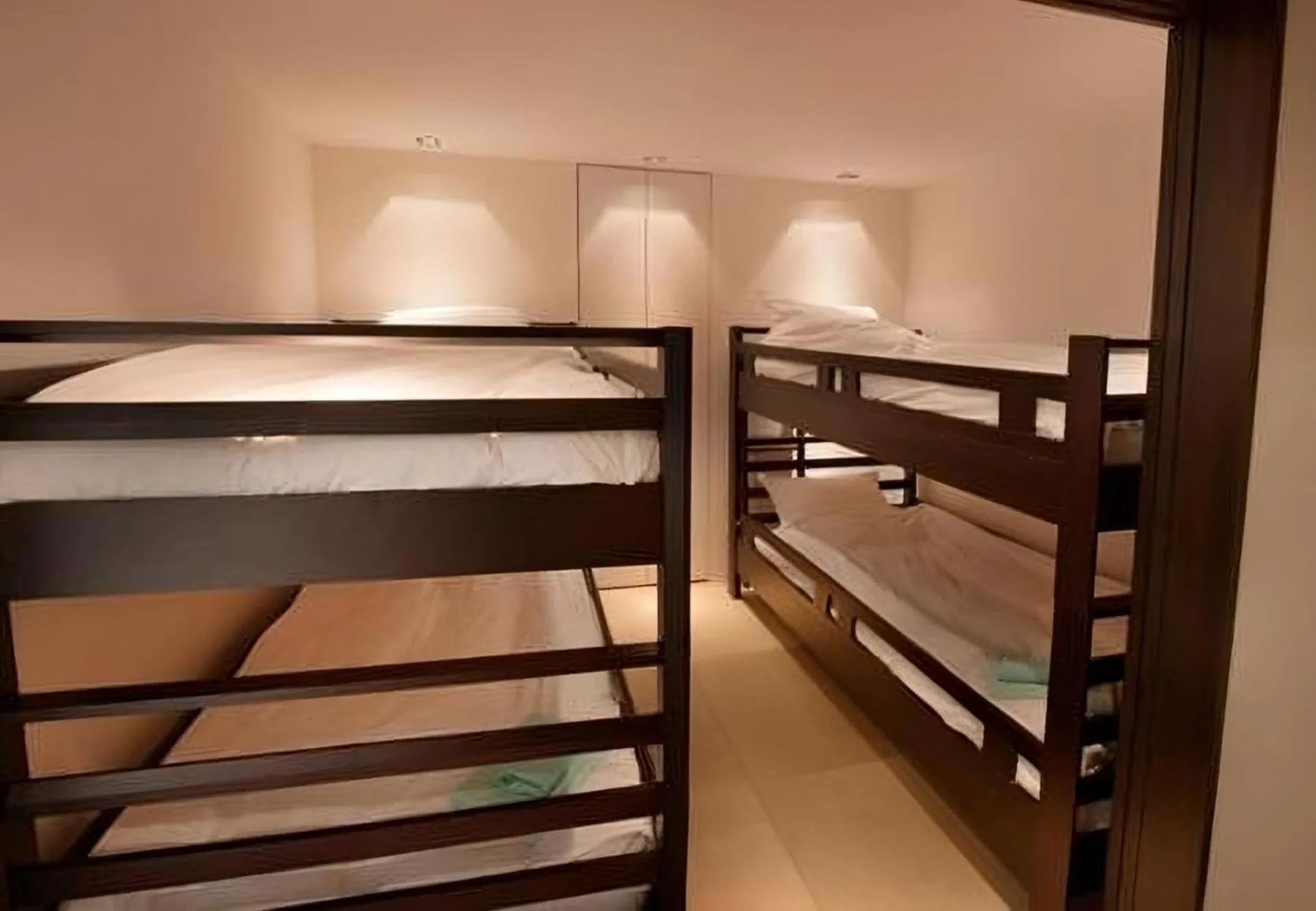 bunk bed, Bed in The Vale Niseko