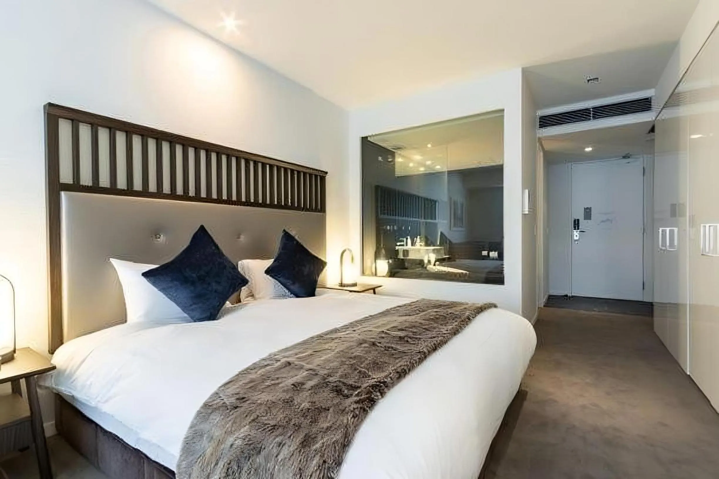 Bed in The Vale Niseko