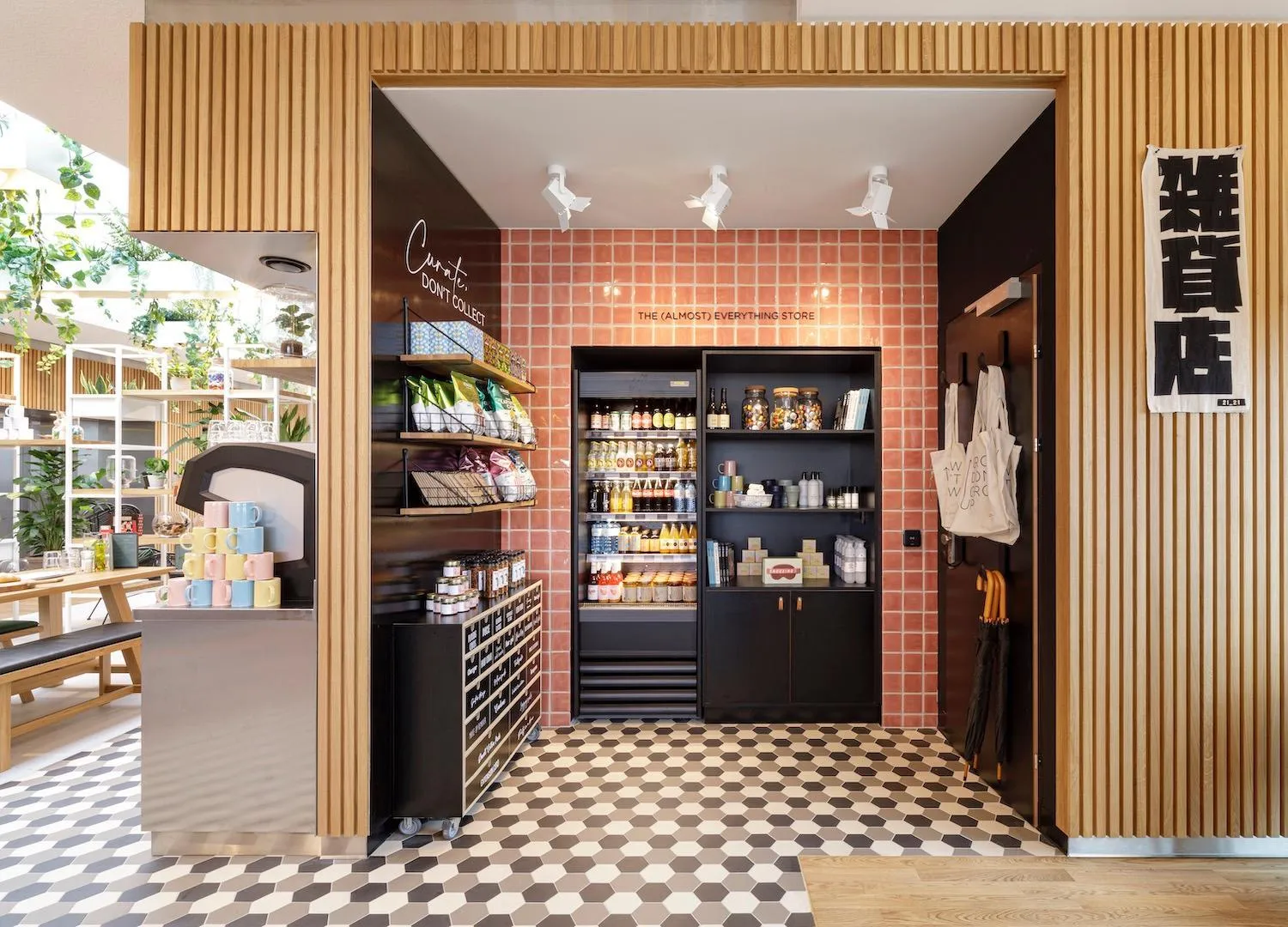 Supermarket/grocery shop in Zoku Vienna