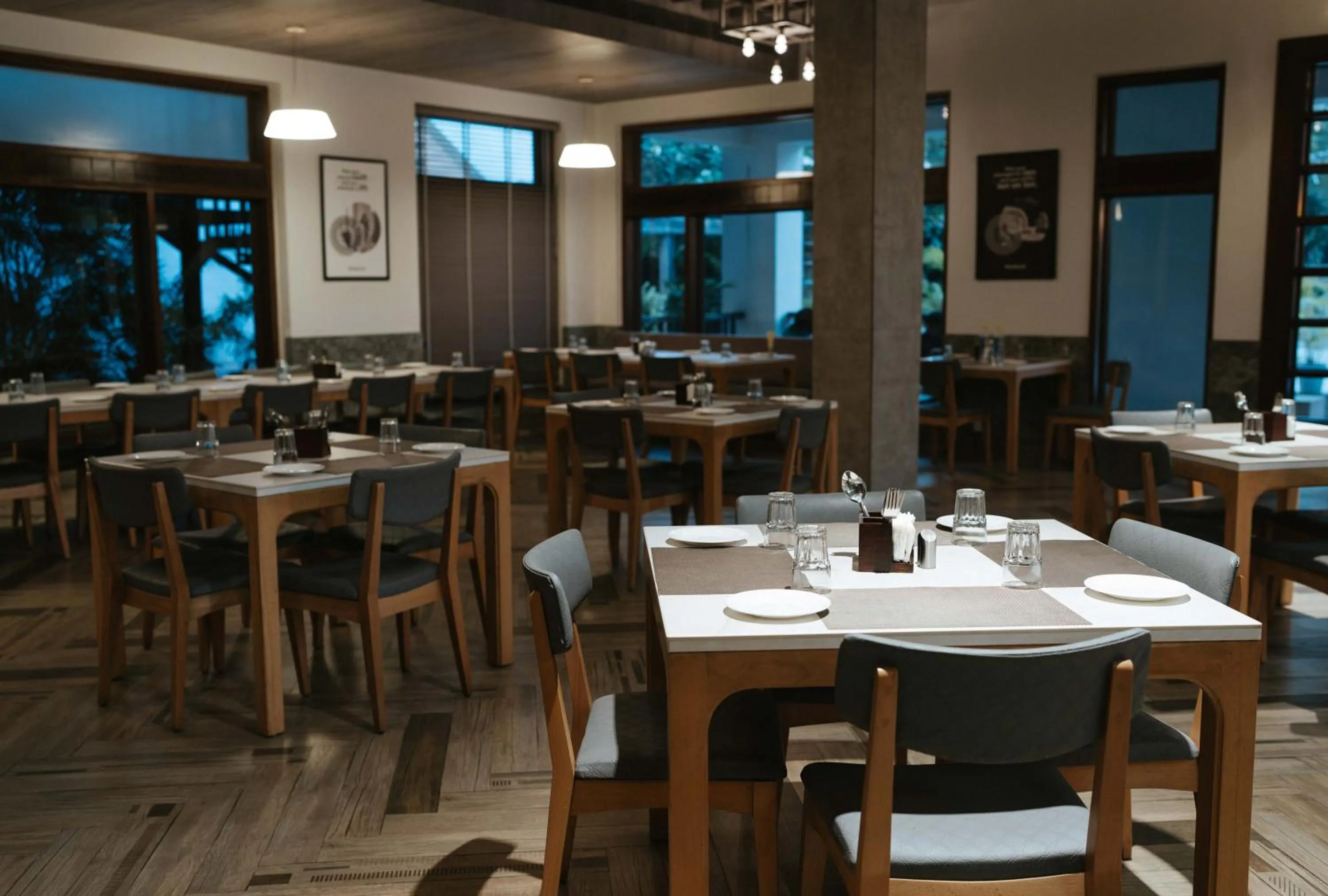 Restaurant/places to eat in Medalio Resort Udaipur Shobhagpura