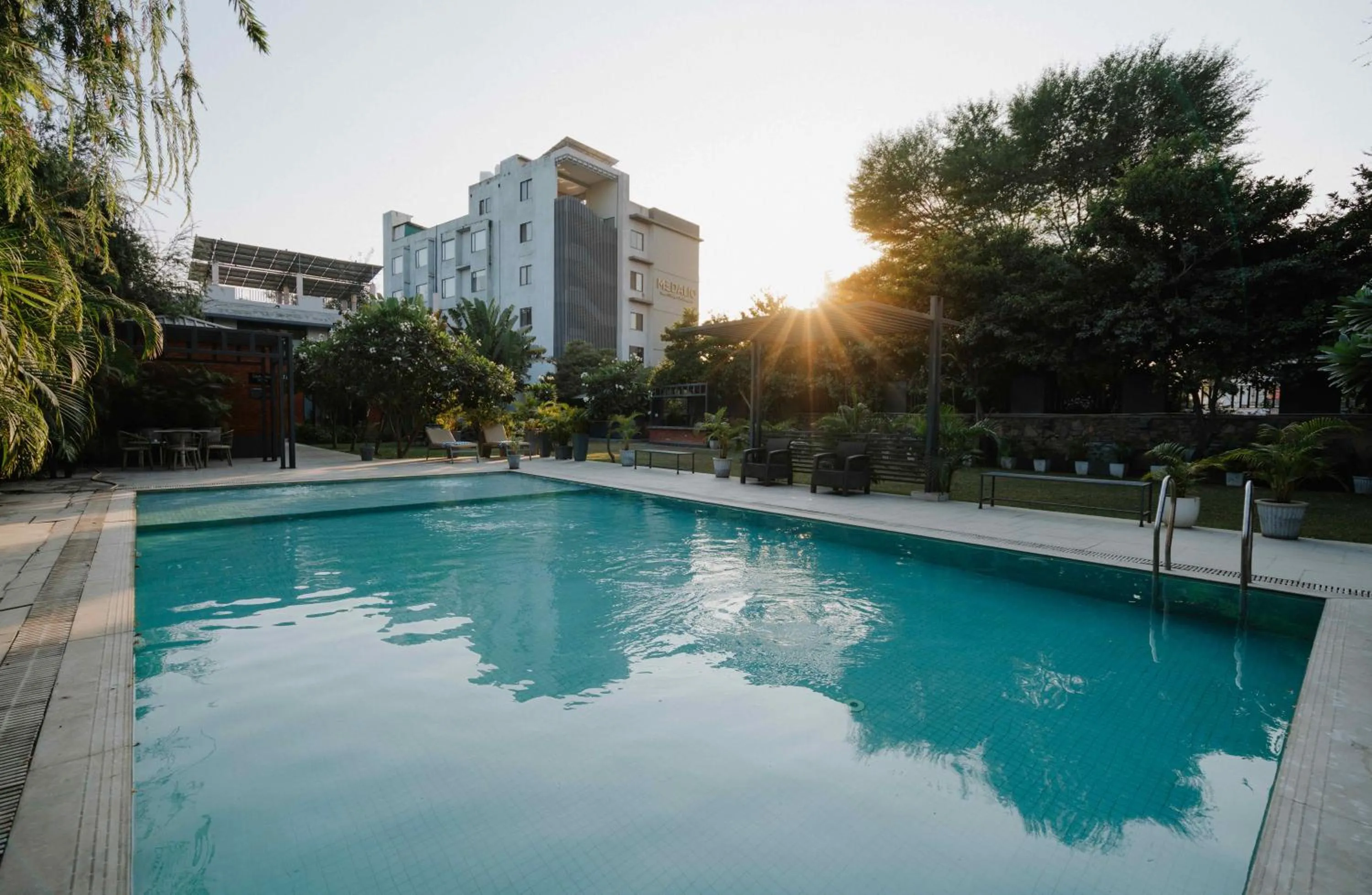 Swimming pool in Medalio Resort Udaipur Shobhagpura