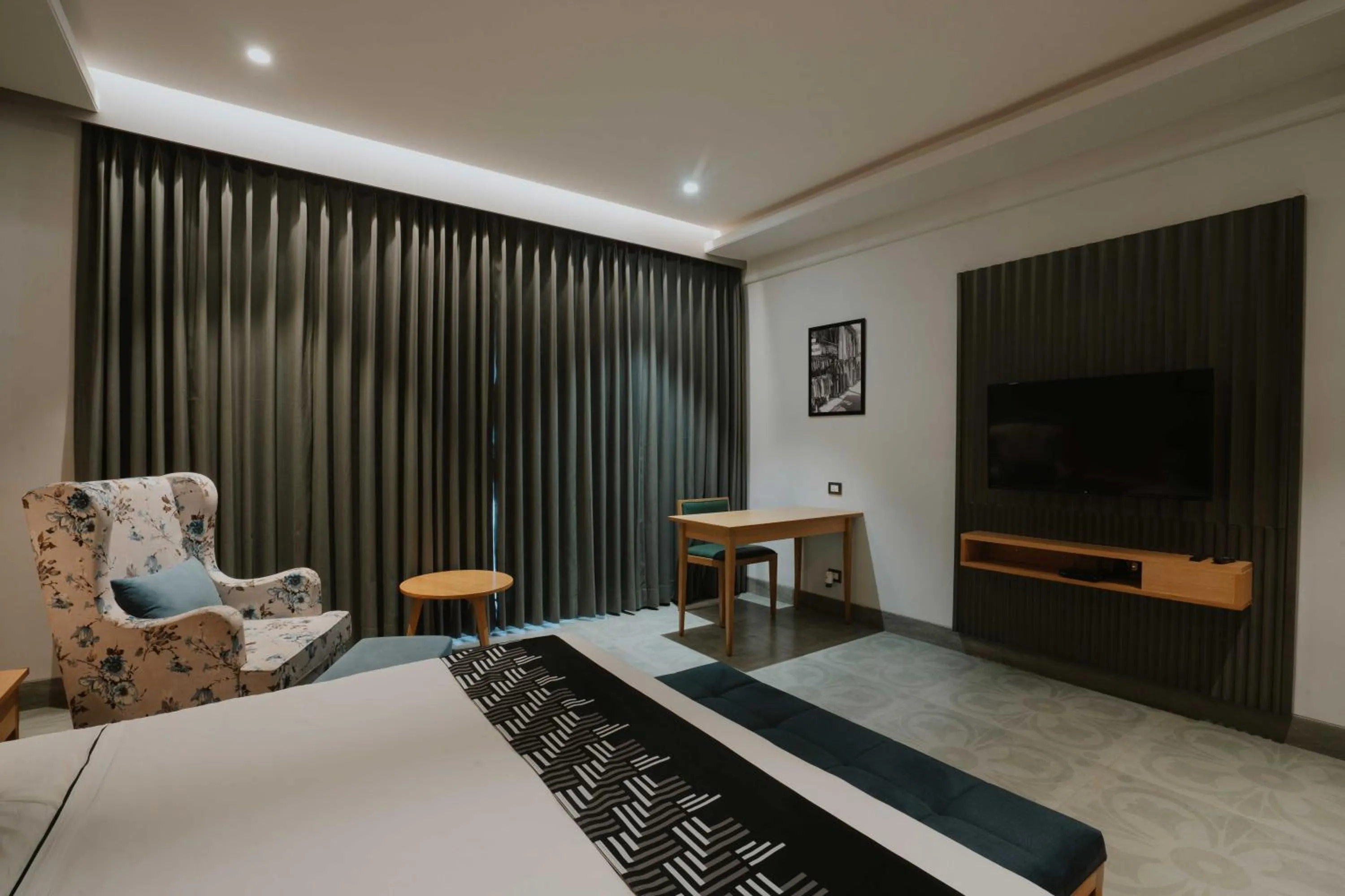 Bedroom, Bed in Medalio Resort Udaipur Shobhagpura