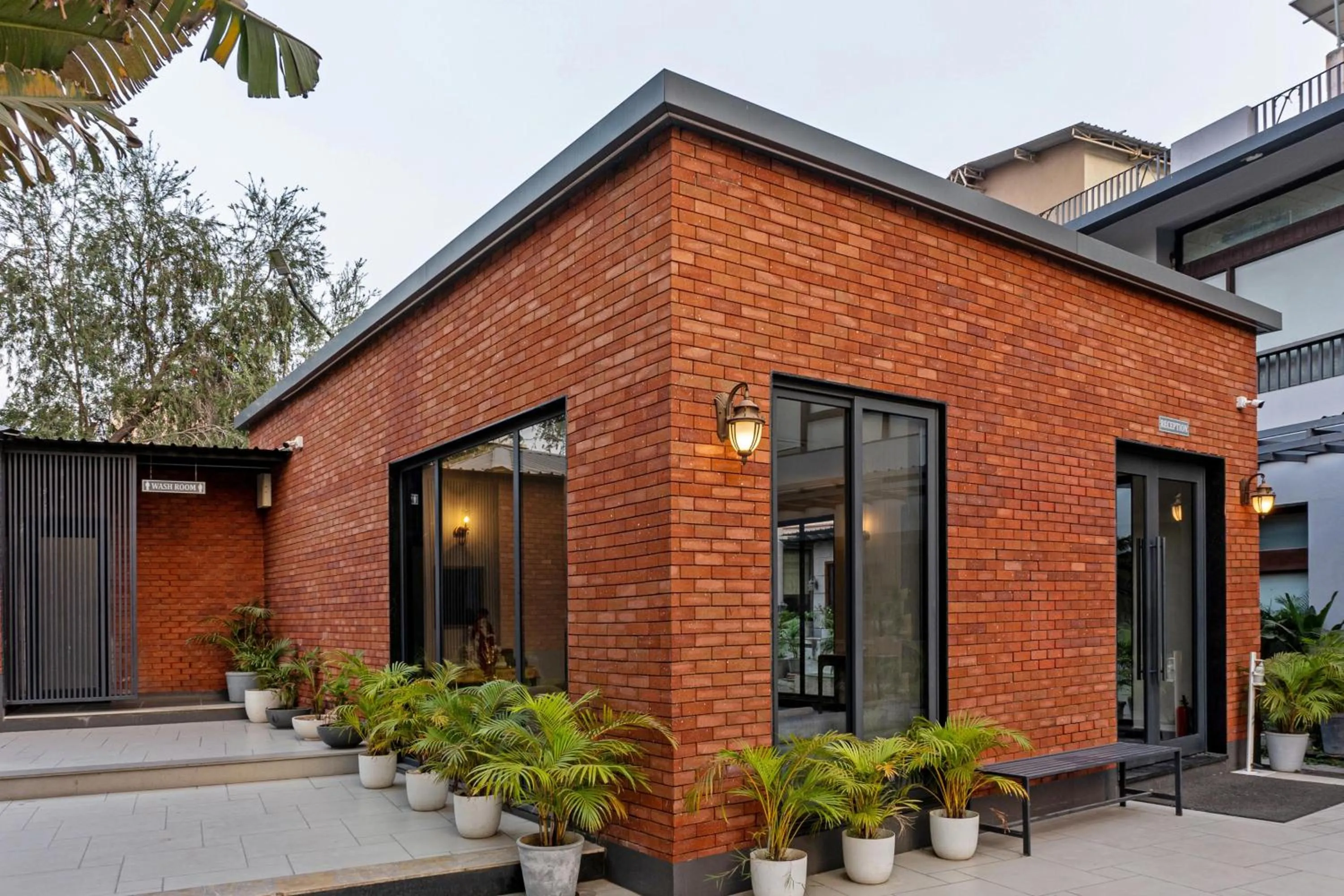 Lobby or reception in Medalio Resort Udaipur Shobhagpura