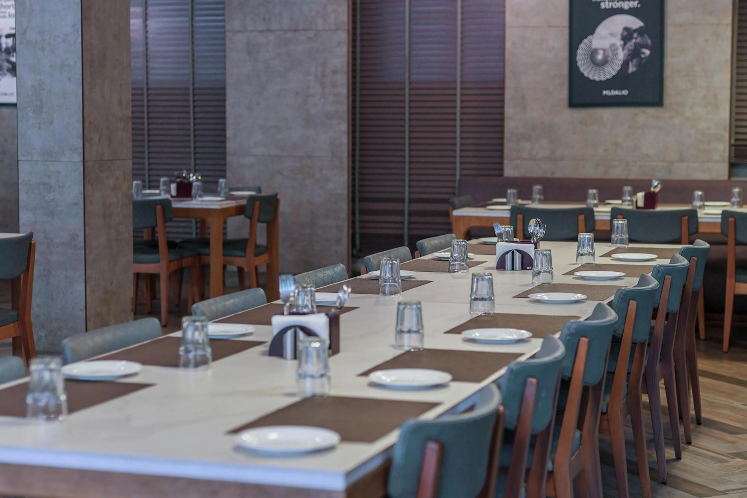 Restaurant/places to eat in Medalio Resort Udaipur Shobhagpura