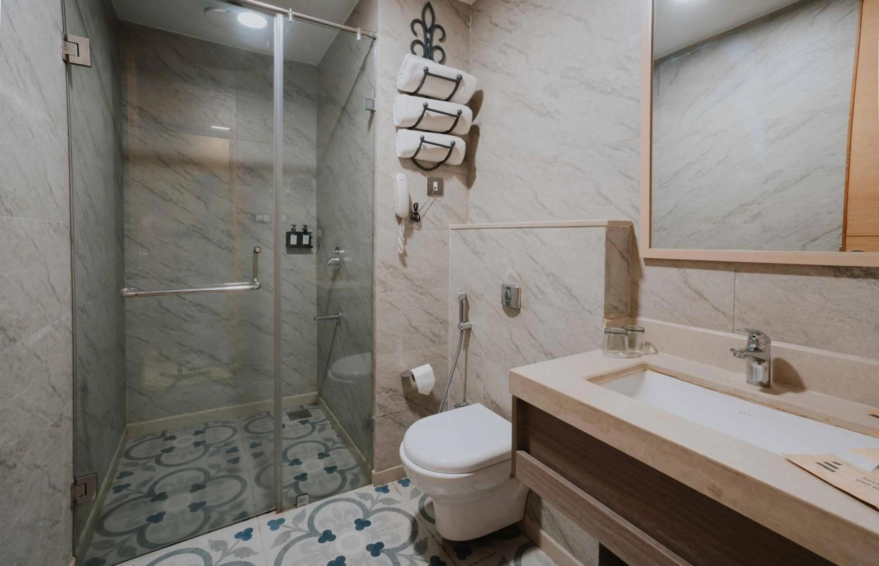 Shower in Medalio Resort Udaipur Shobhagpura