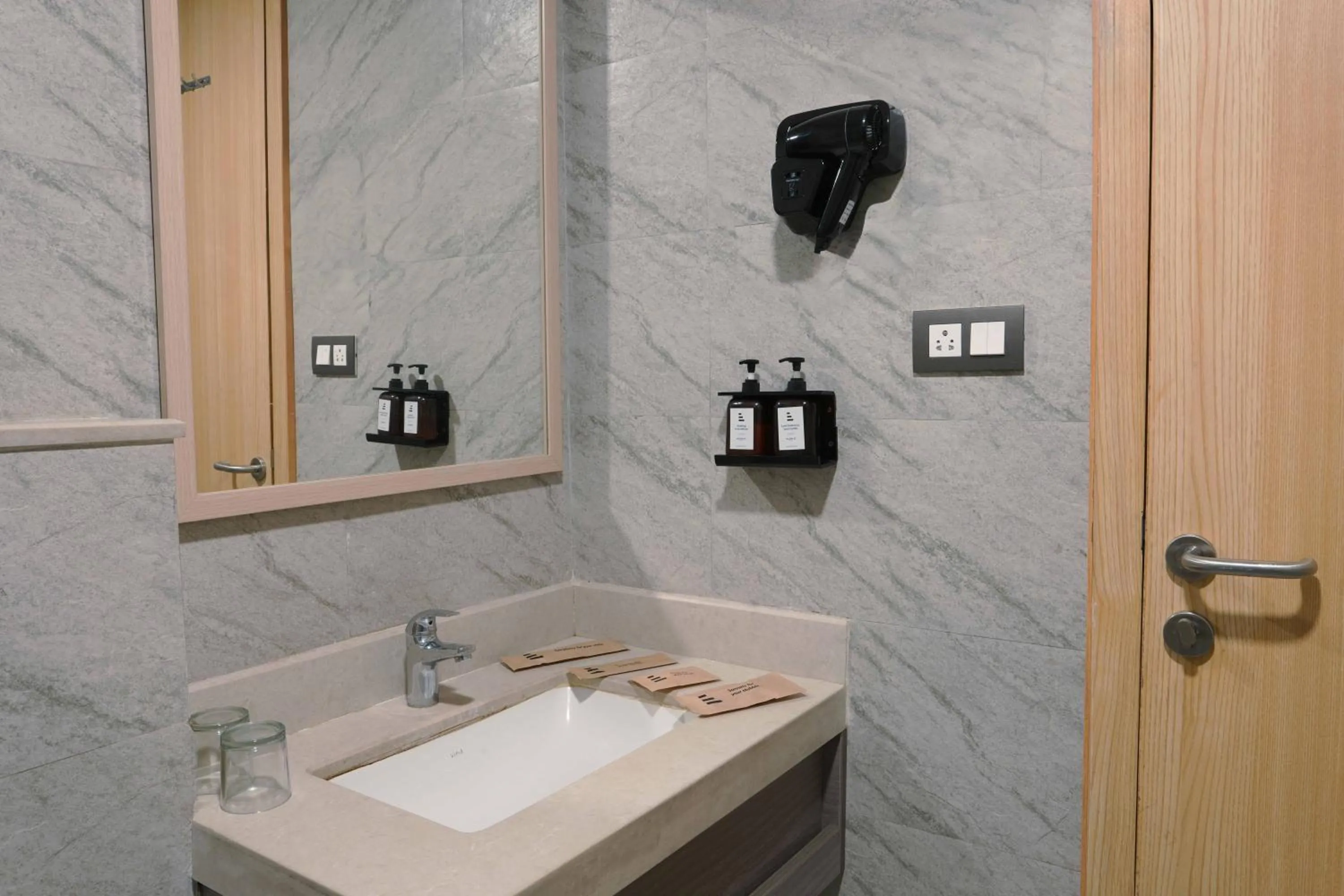 Bathroom in Medalio Resort Udaipur Shobhagpura