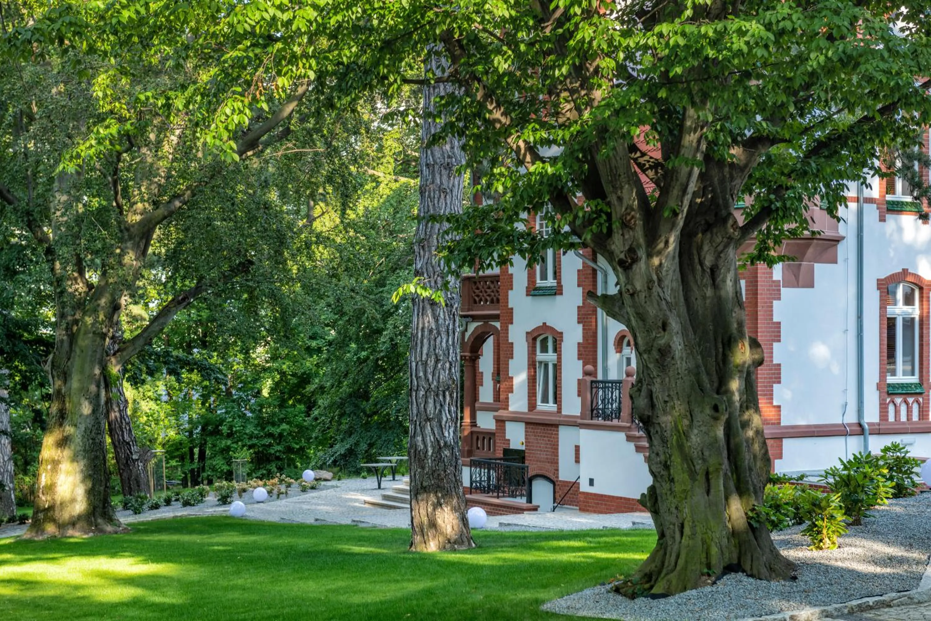 Property building in Hotel Villam