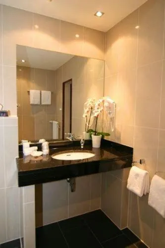 Bathroom in Seehotel