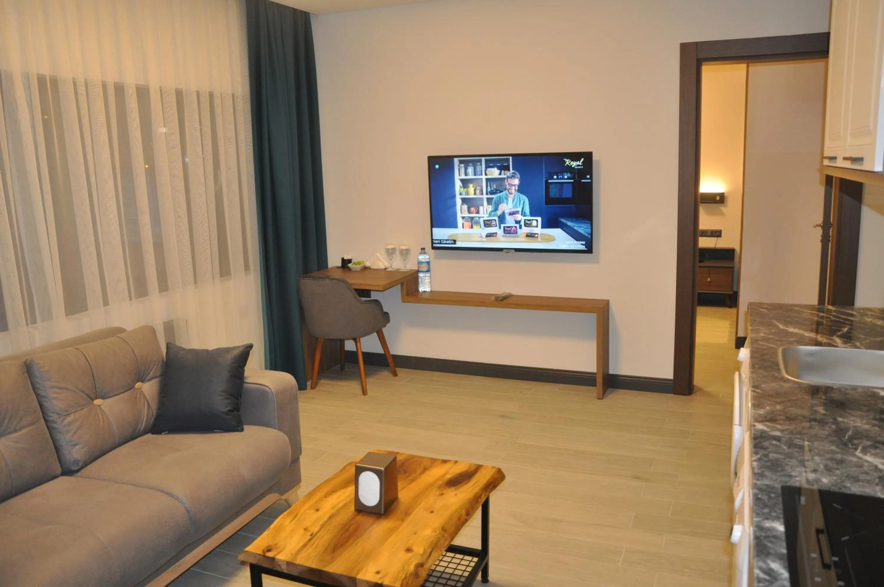 TV and multimedia in GOLAZ SUİT OTEL