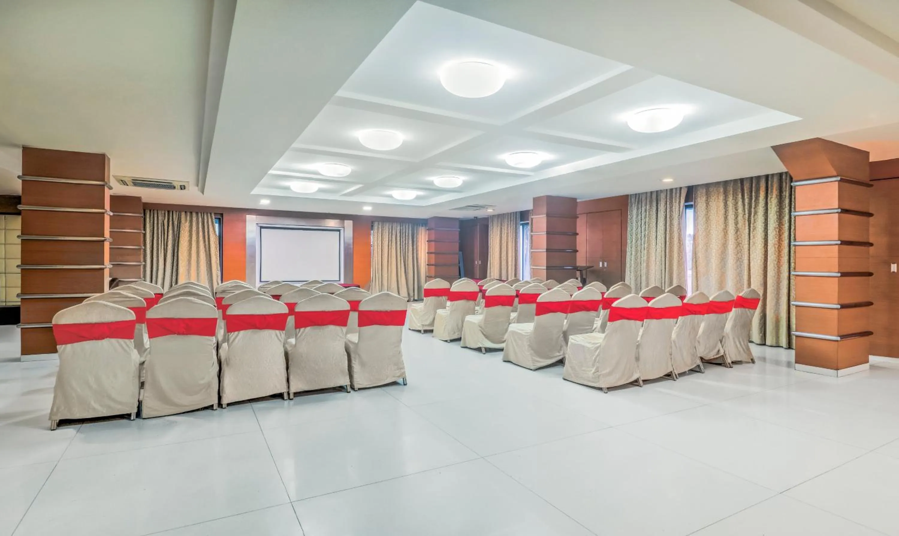 Banquet/Function facilities in Treebo Premium Metropolis