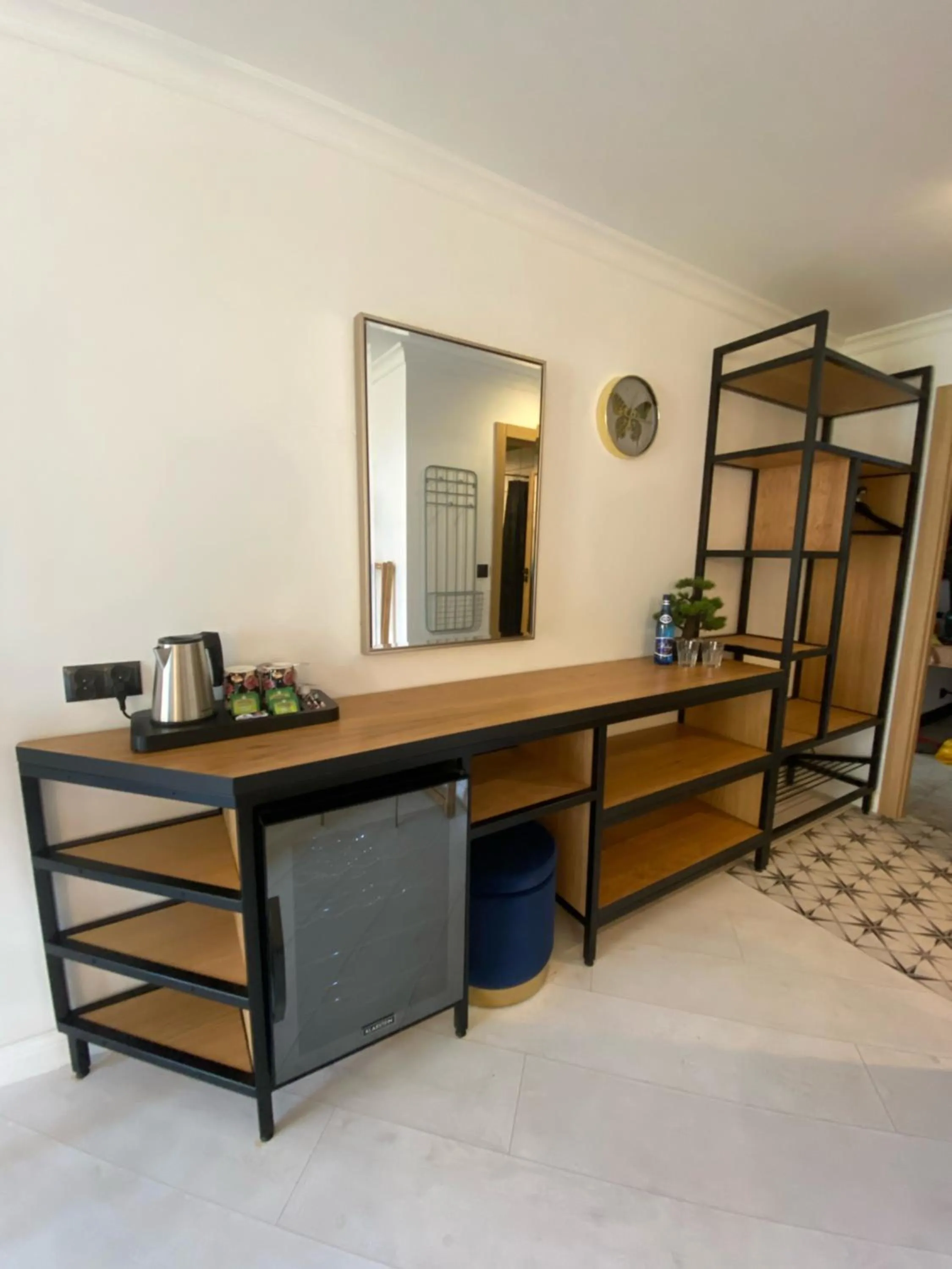 Coffee/tea facilities in Nova Apartamenty Rewa