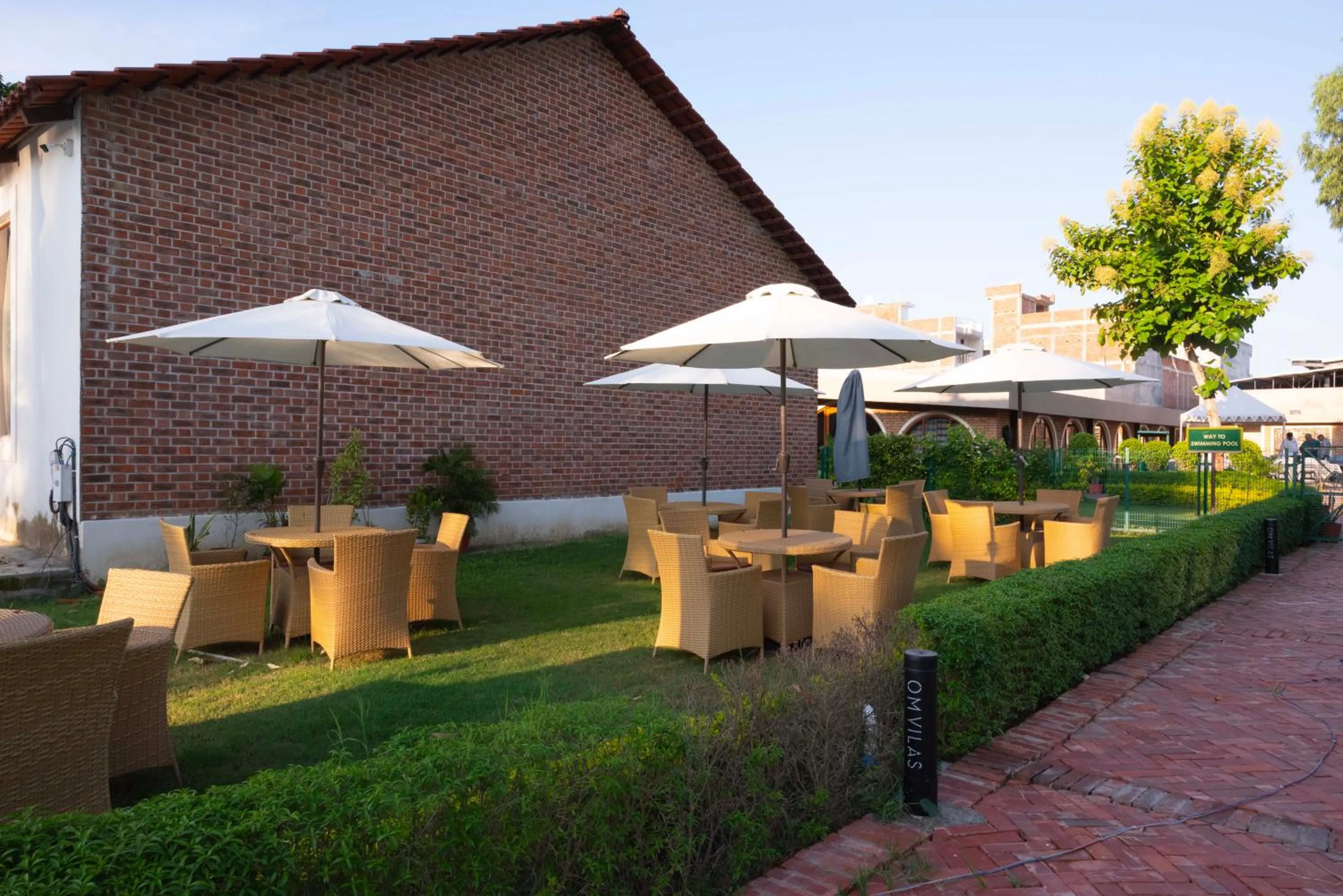 Restaurant/places to eat in Om Vilas Benares, Varanasi