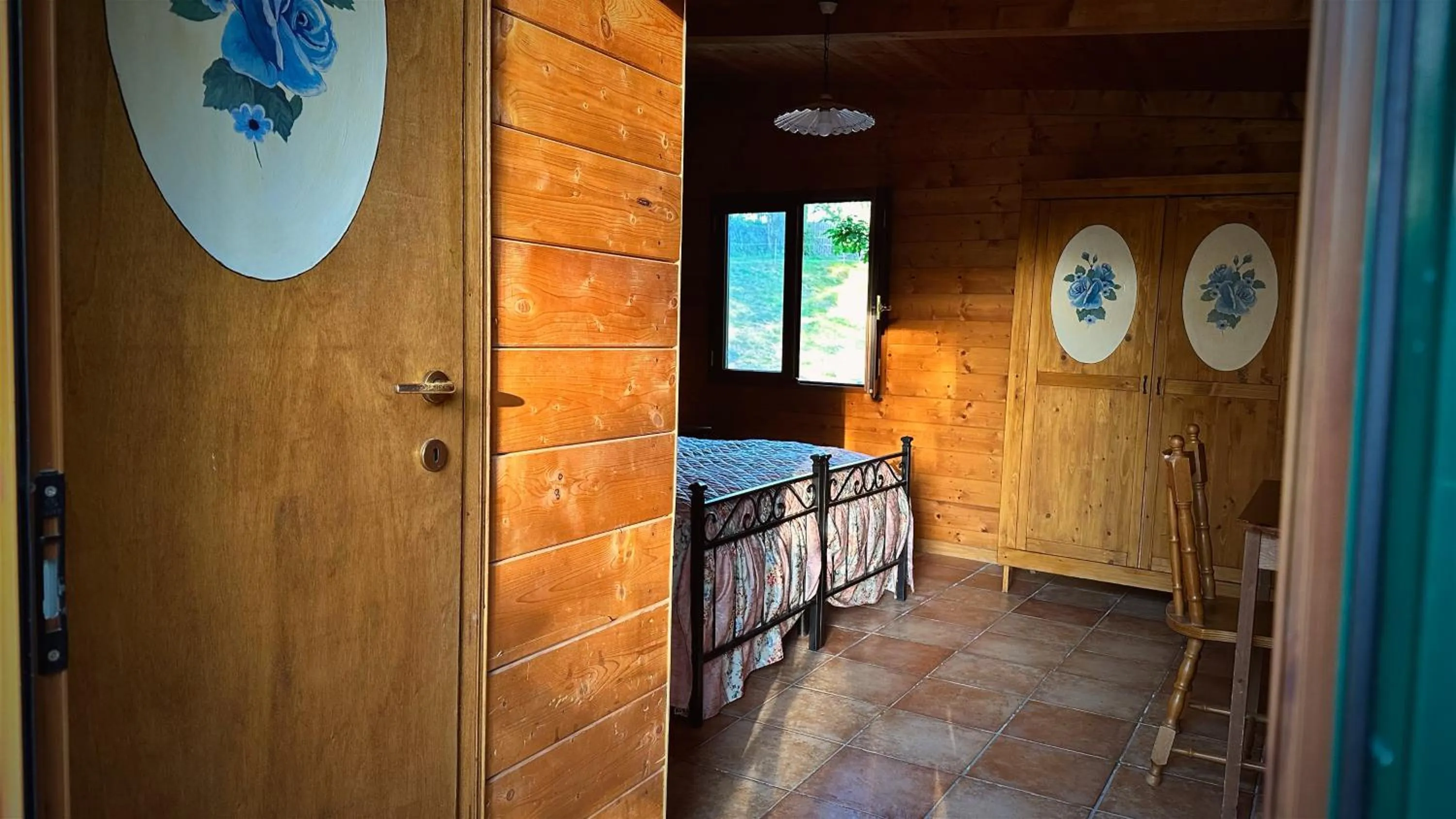 Night in the Wood Sorbo