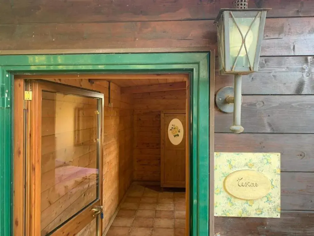 Double or Twin Room with Mountain View in Night in the Wood Sorbo Double or Twin Room with Mountain View in Night in the Wood Sorbo