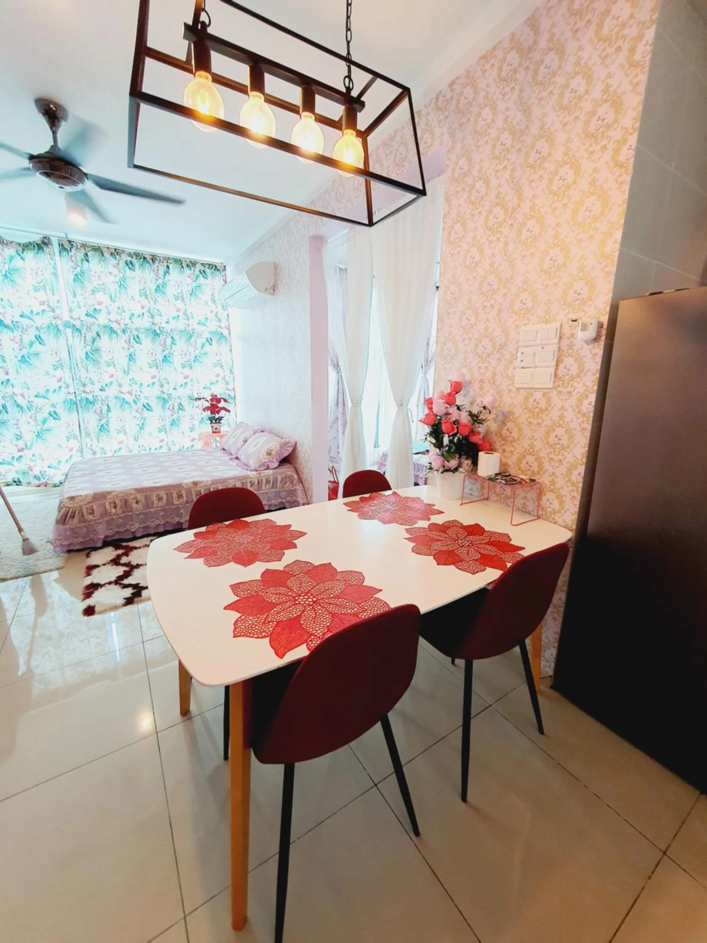 Vista Royal Homestay