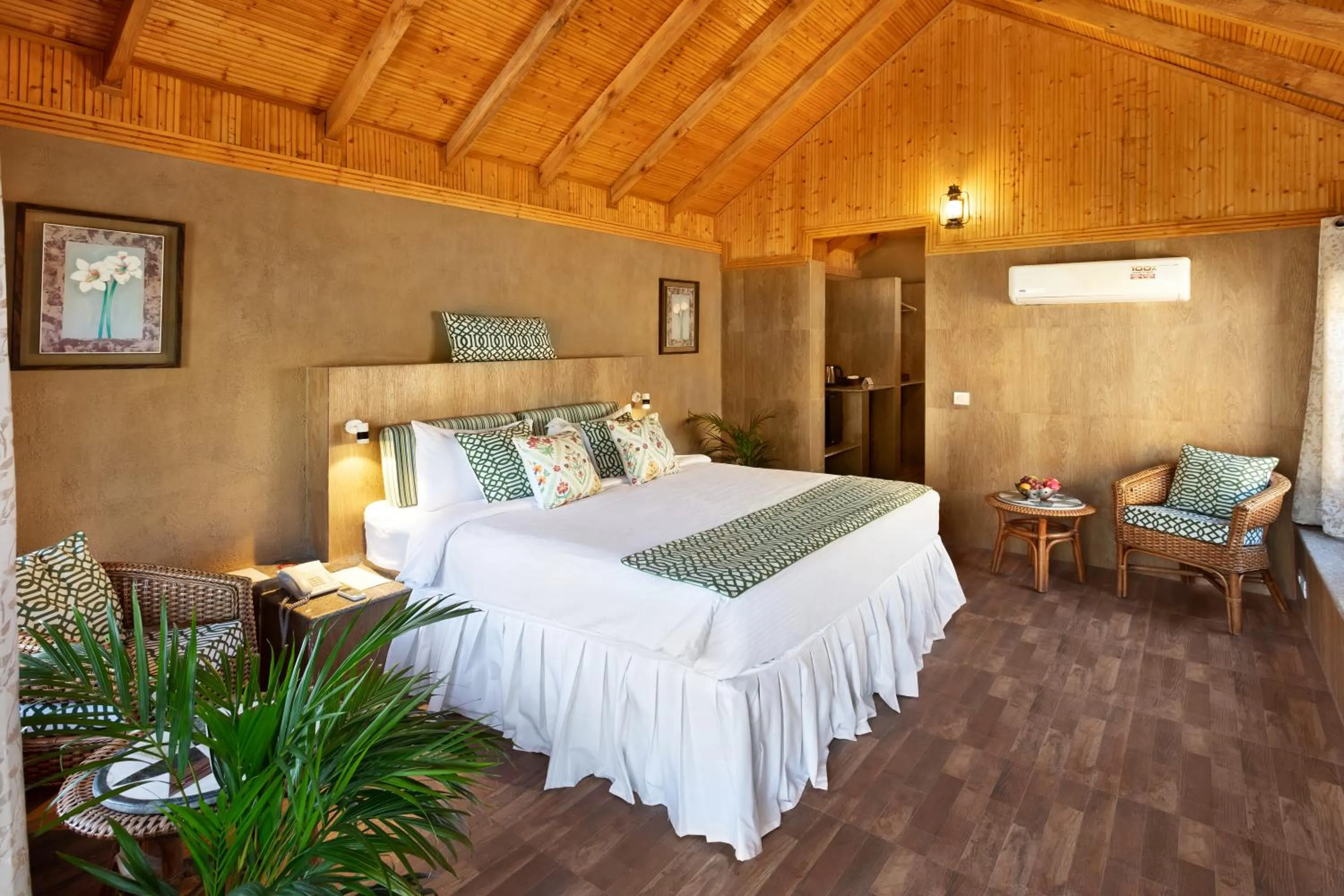 View (from property/room), Bed in Suryavilas Luxury Resort & Spa