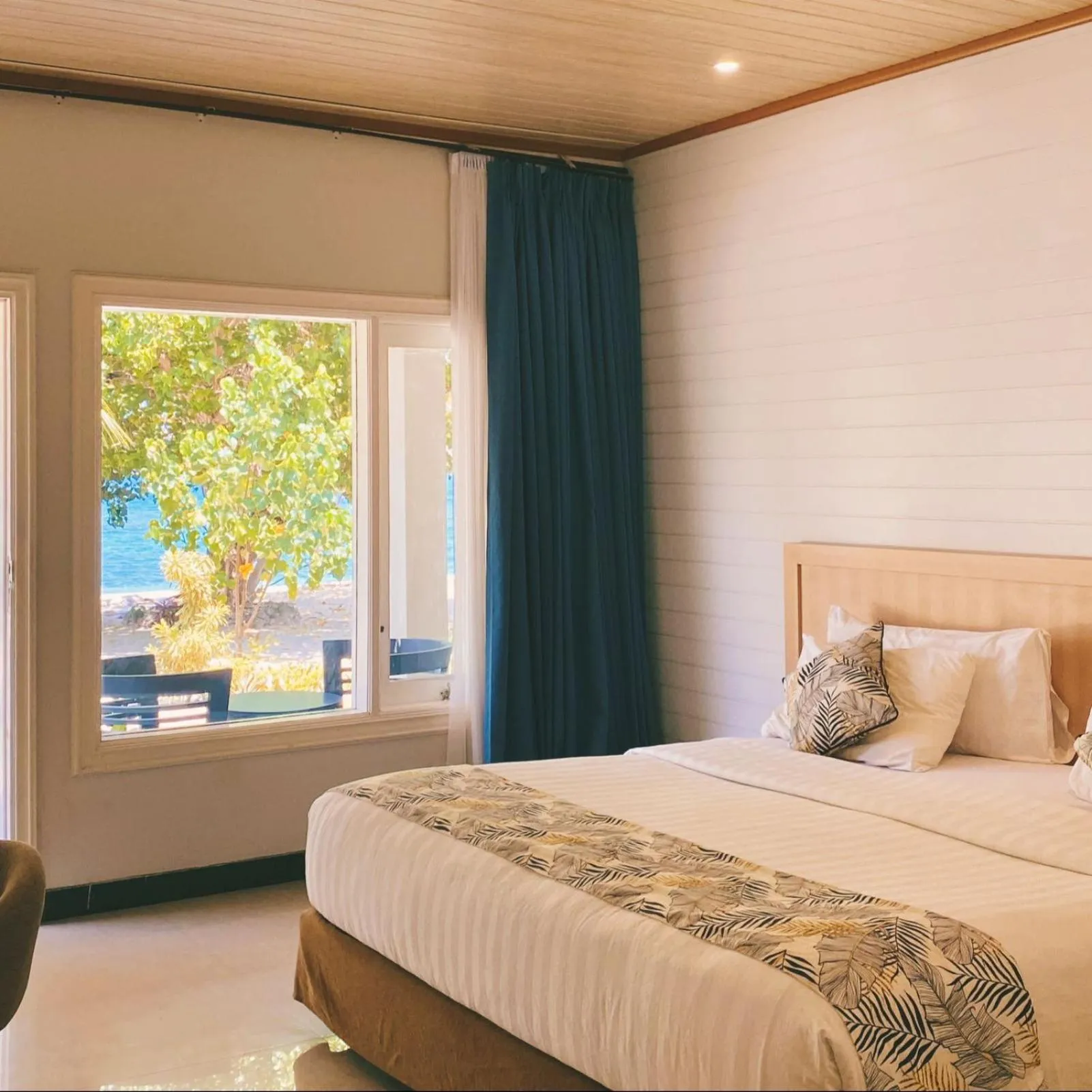 Bed in Sylvia Hotel & Resort Komodo