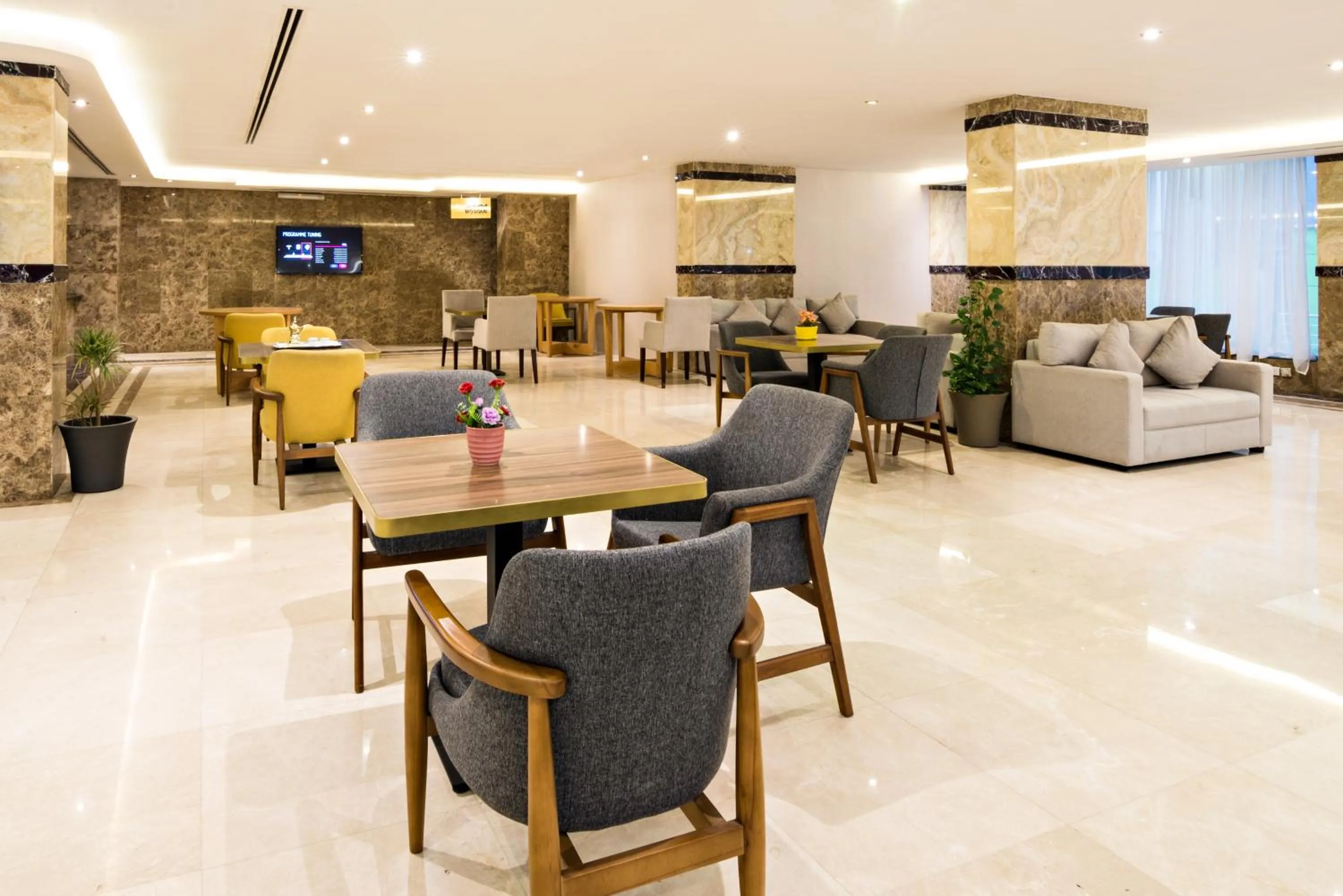 Breakfast in Ozone hotel