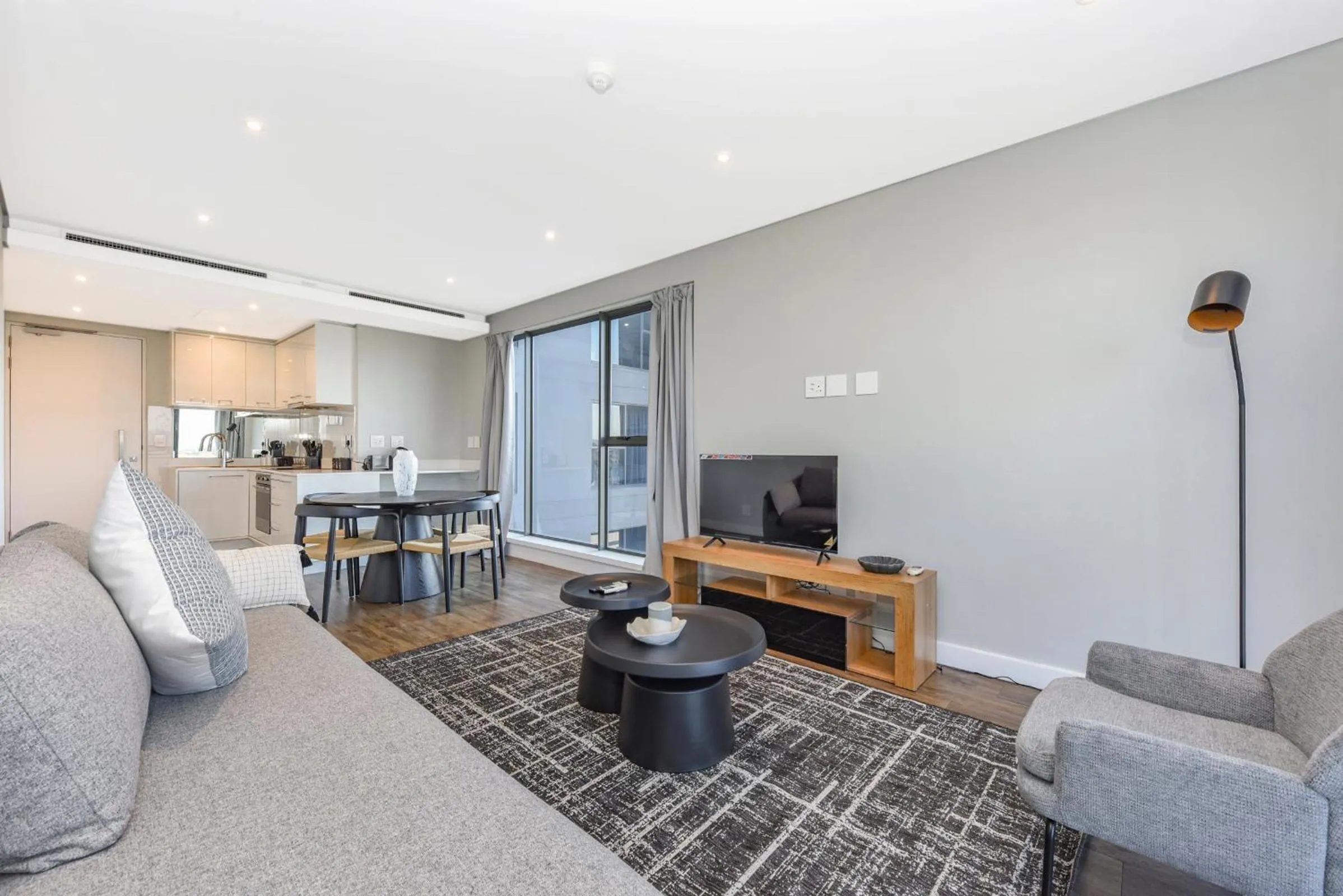 TV and multimedia in The Park Central Residence - WITH GENERATOR