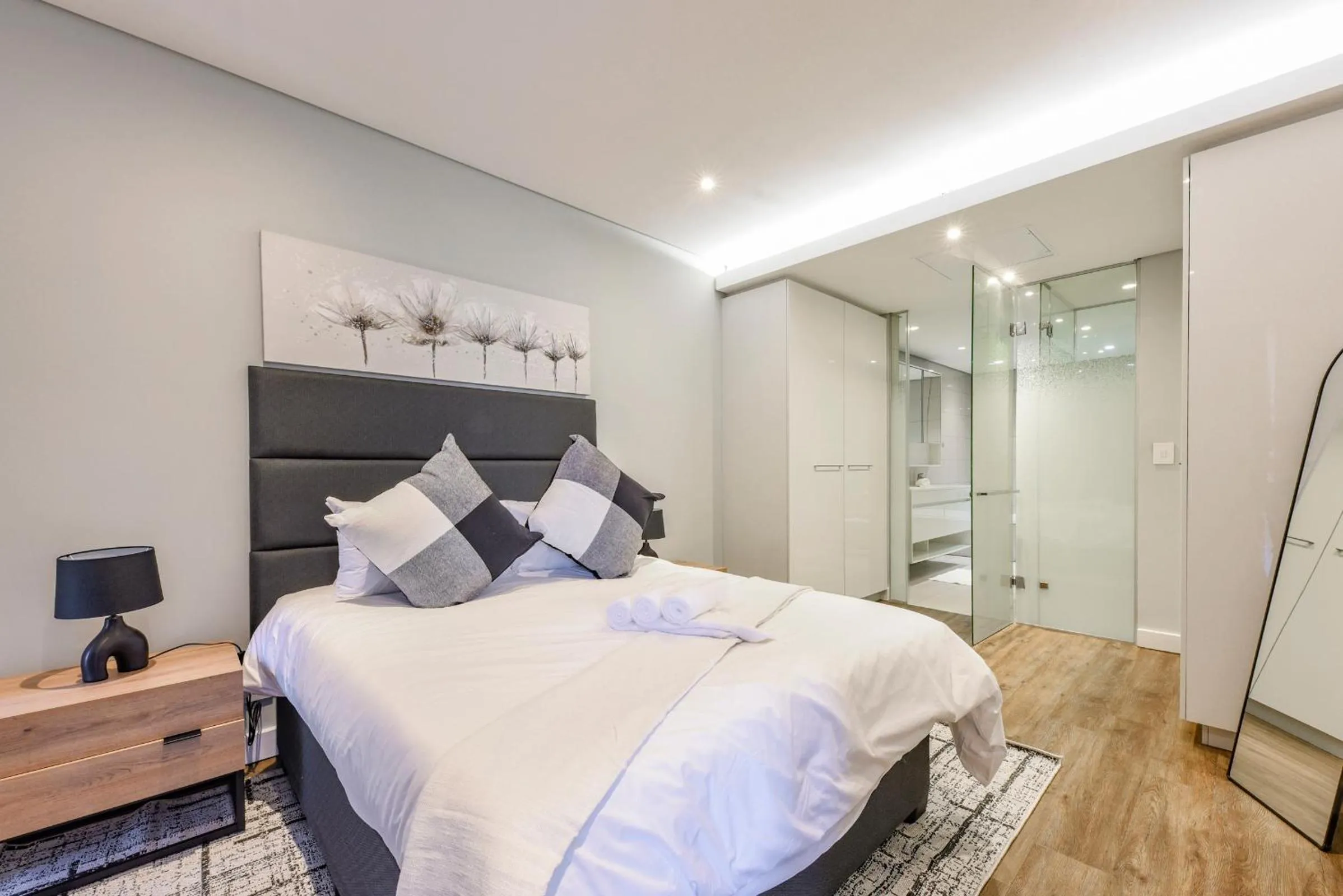 Bedroom, Bed in The Park Central Residence - WITH GENERATOR