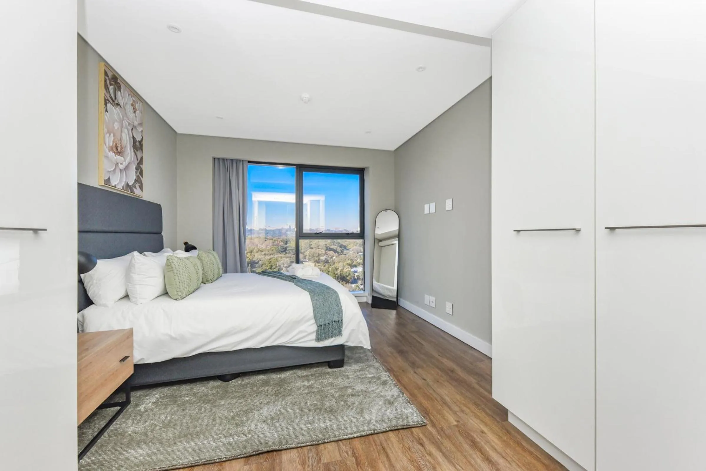 Bedroom, Bed in The Park Central Residence - WITH GENERATOR