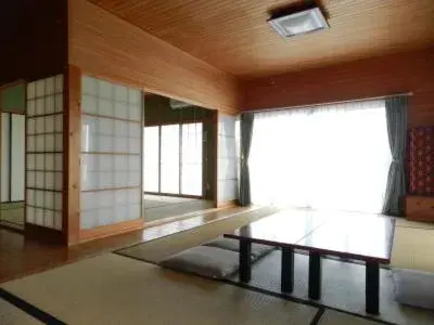 Japanese-Style Room with Shared Bathroom and Ocean View in Hiogiso Japanese-Style Room with Shared Bathroom and Ocean View in Hiogiso