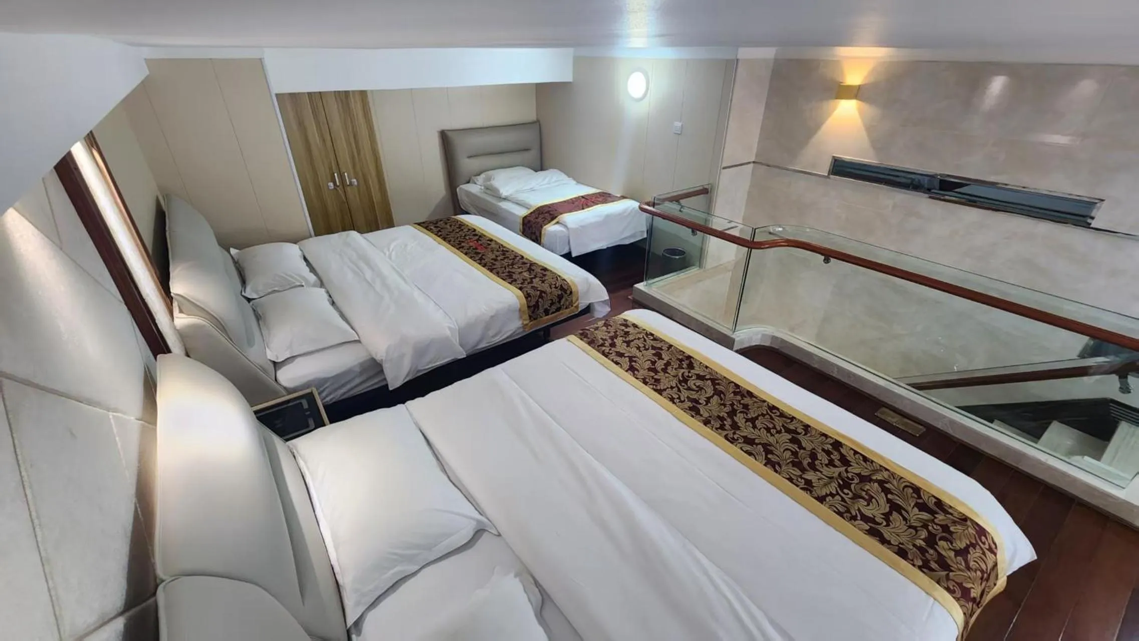 Bed in Guangzhou Hakka Apartment Beijing Road