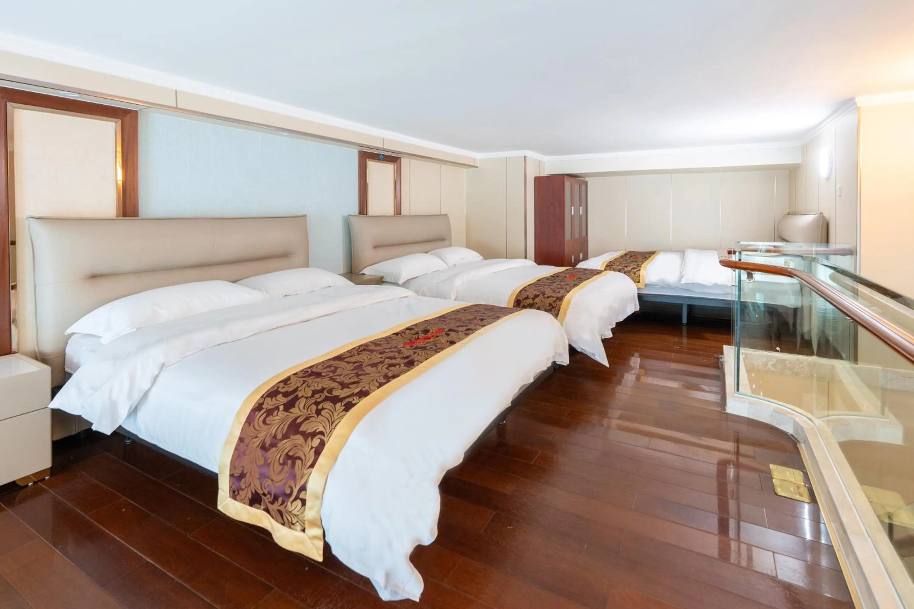 Bed in Guangzhou Hakka Apartment Beijing Road