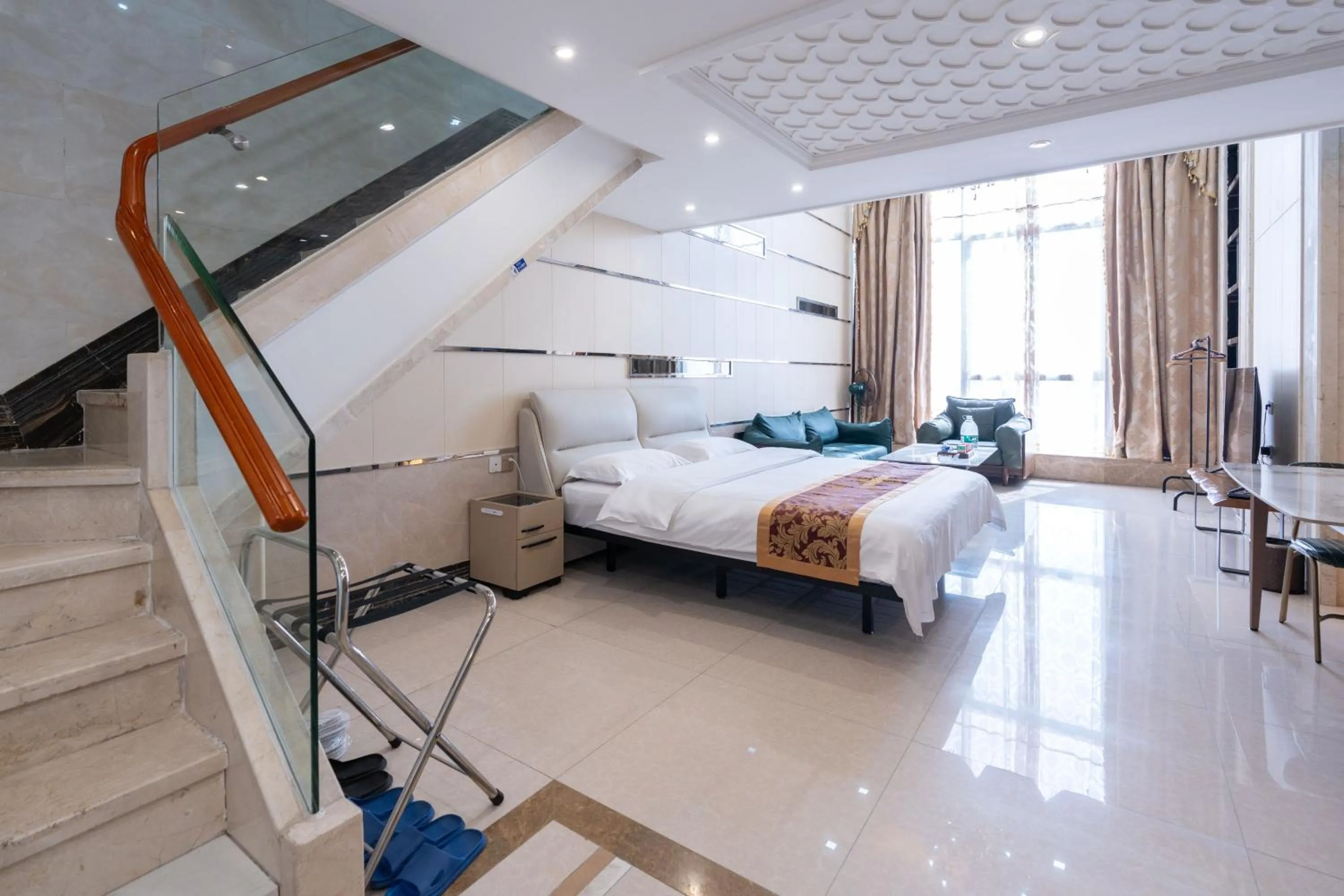 Bed in Guangzhou Hakka Apartment Beijing Road