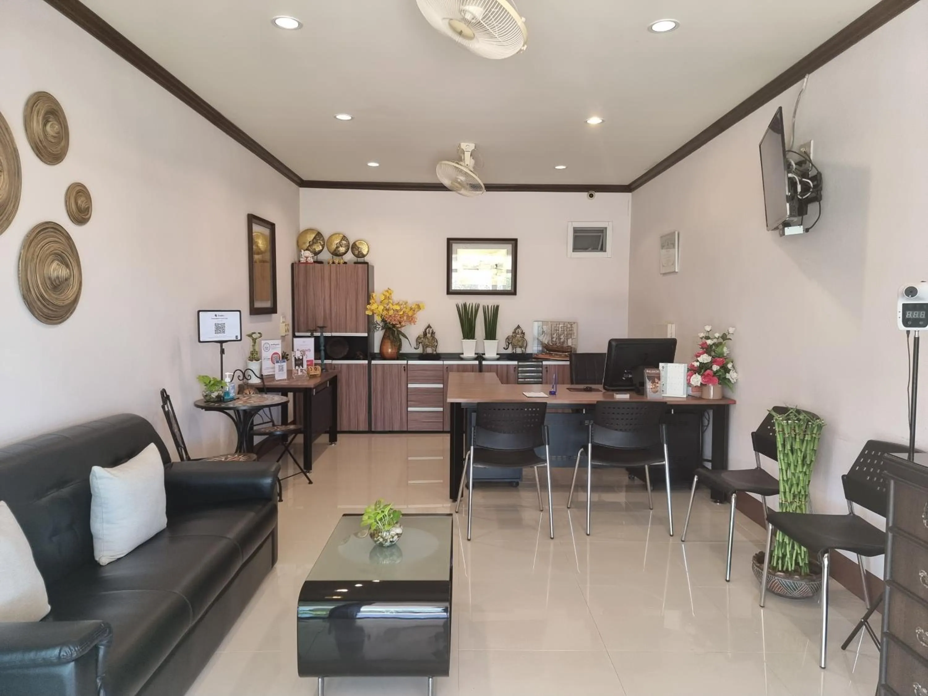 Lobby or reception in Chiangkham Grand Villa - SHA Certified
