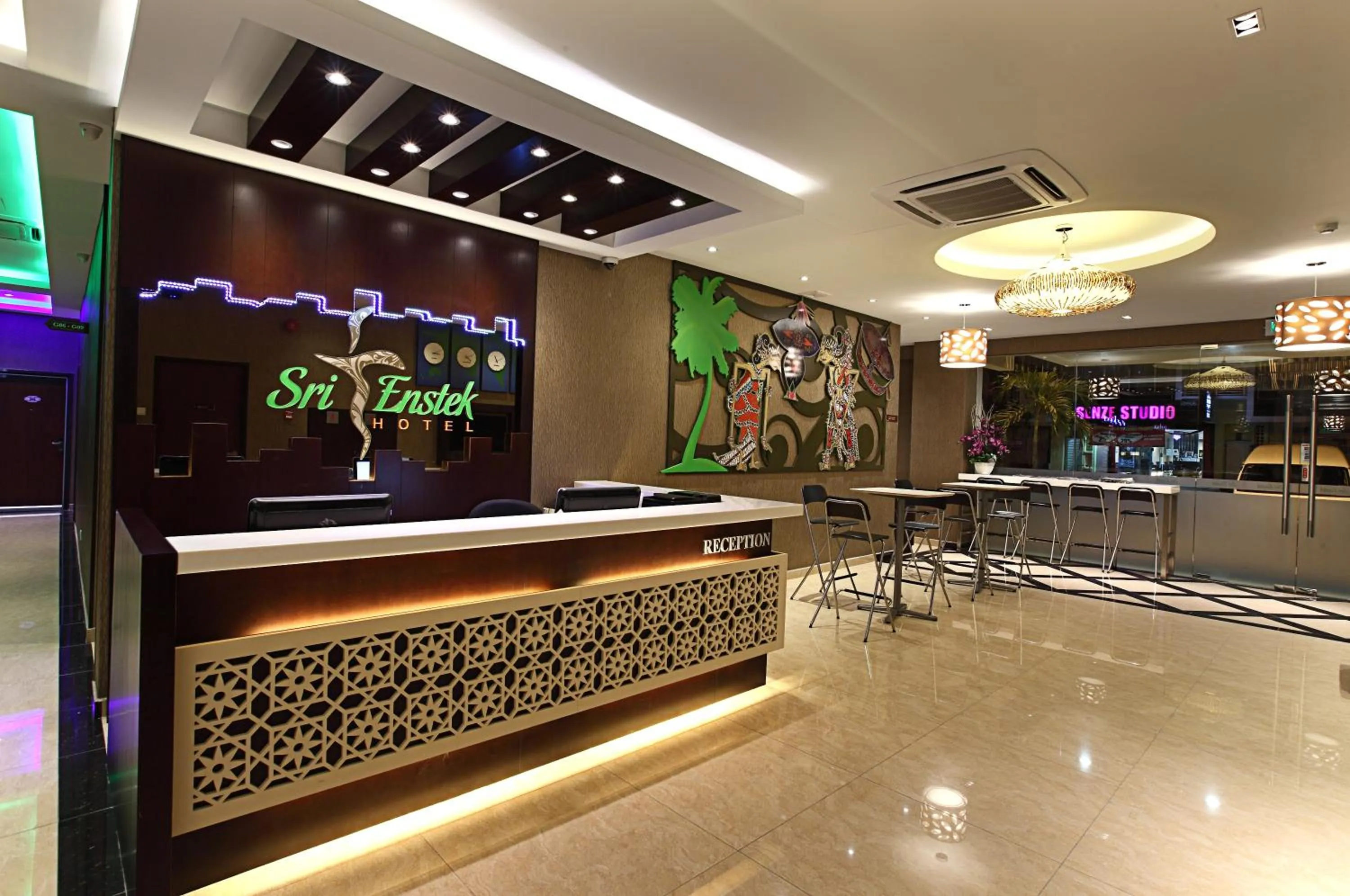 Lobby or reception in Sri Enstek Hotel KLIA, KLIA 2 & F1