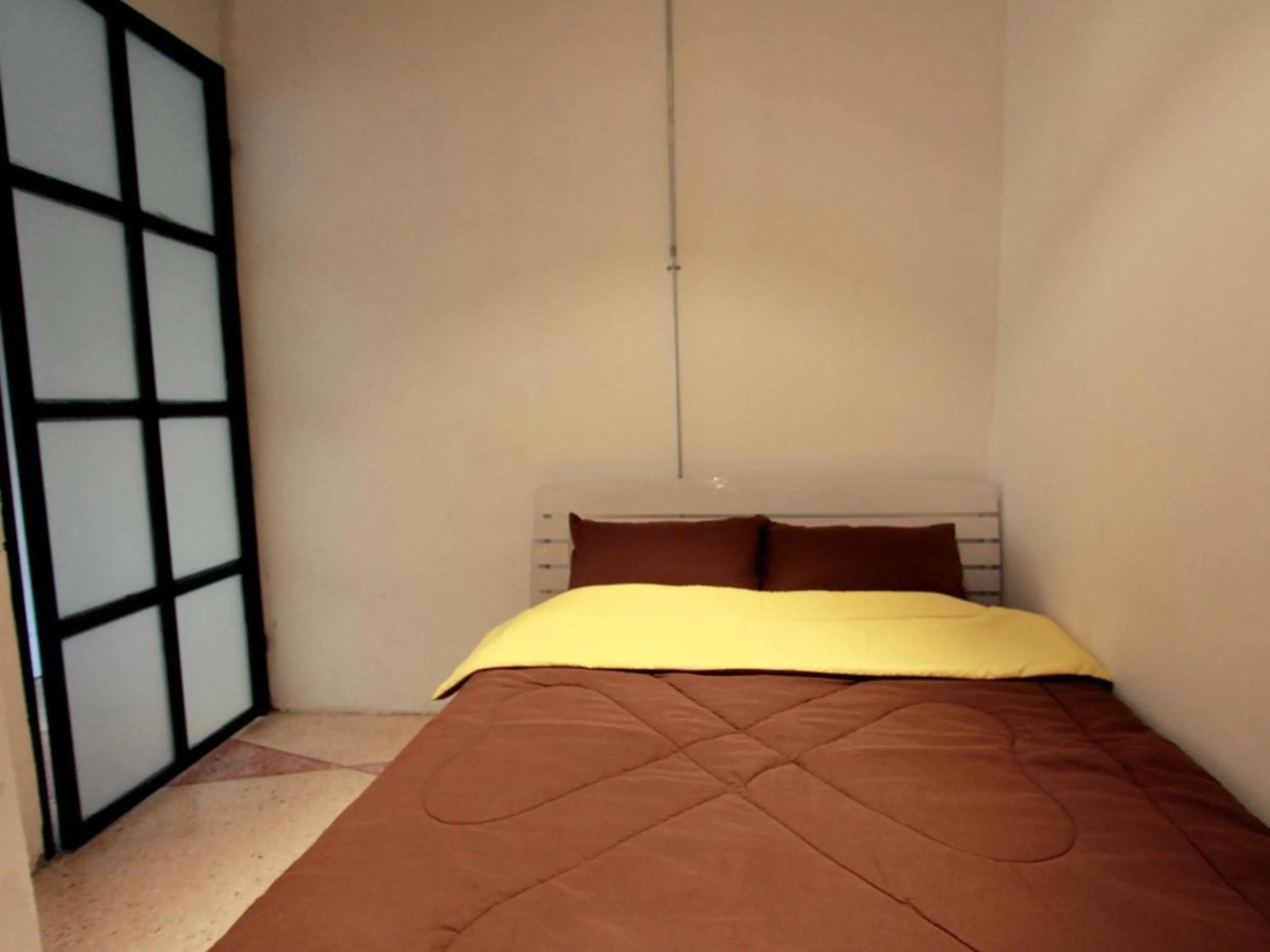 Bedroom, Bed in Bangkok Hub Hostel