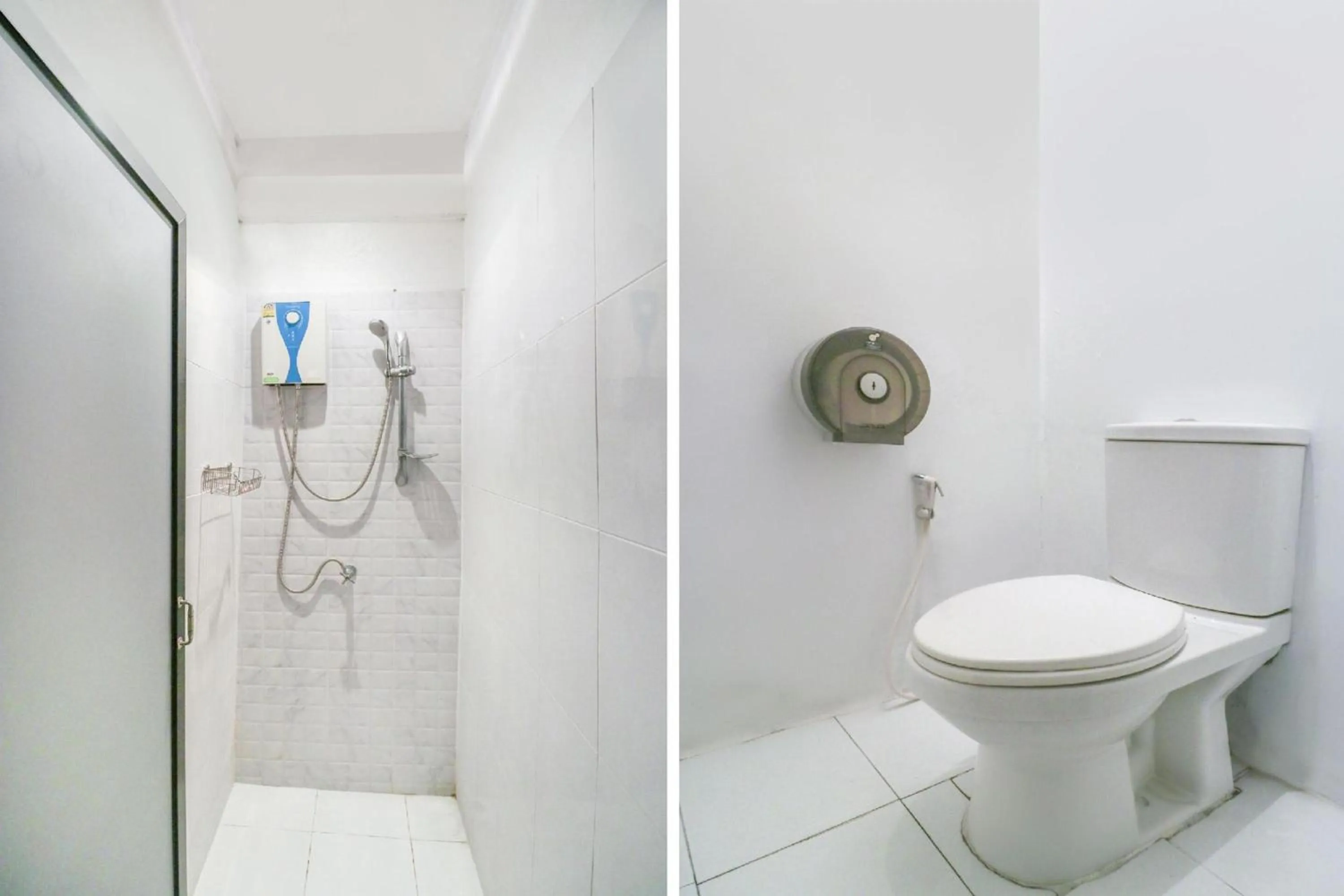 Bathroom in Bangkok Hub Hostel