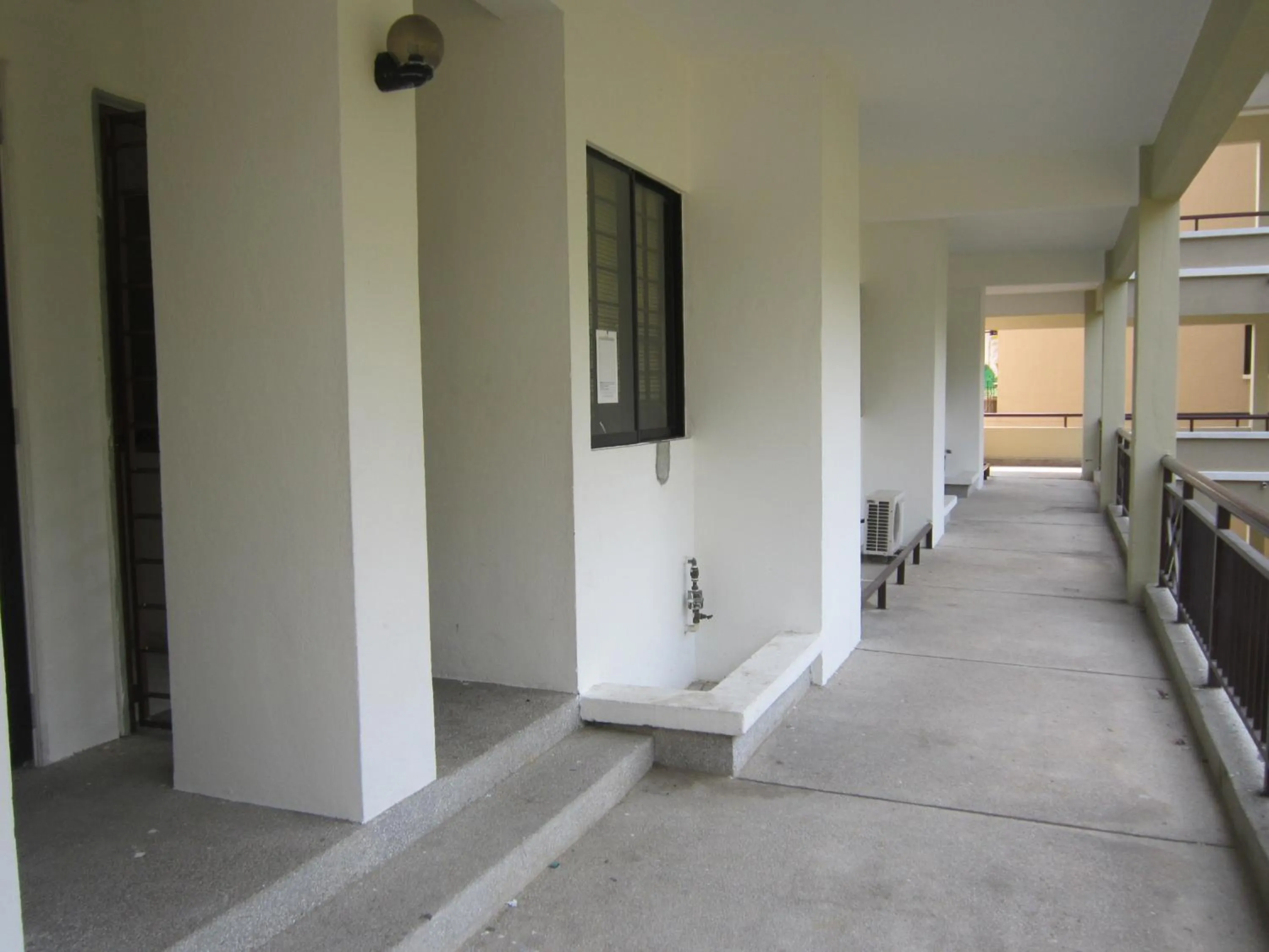 Other in Paradise Lagoon Apartment