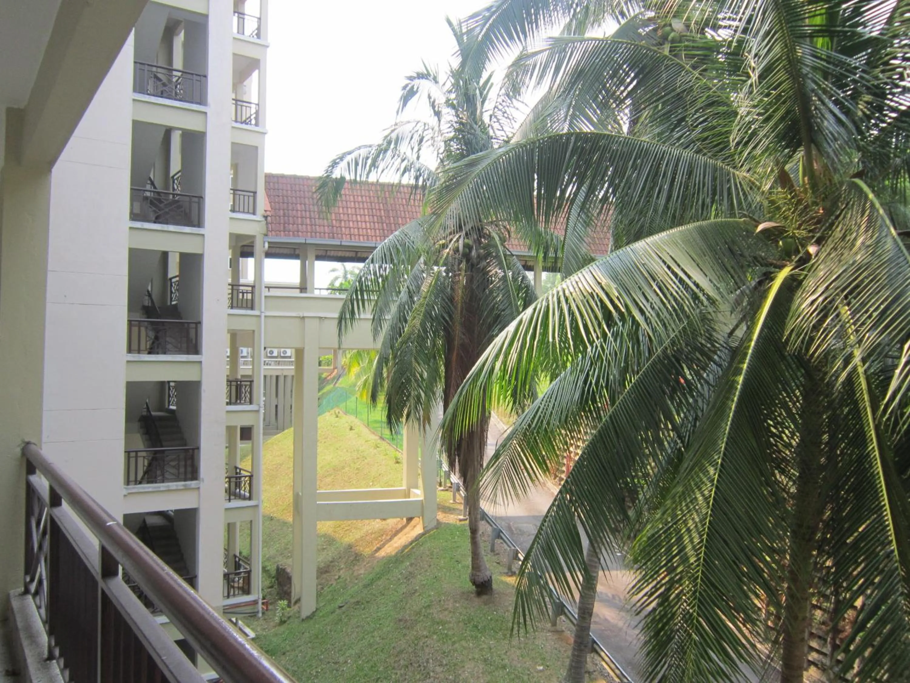 Property building in Paradise Lagoon Apartment